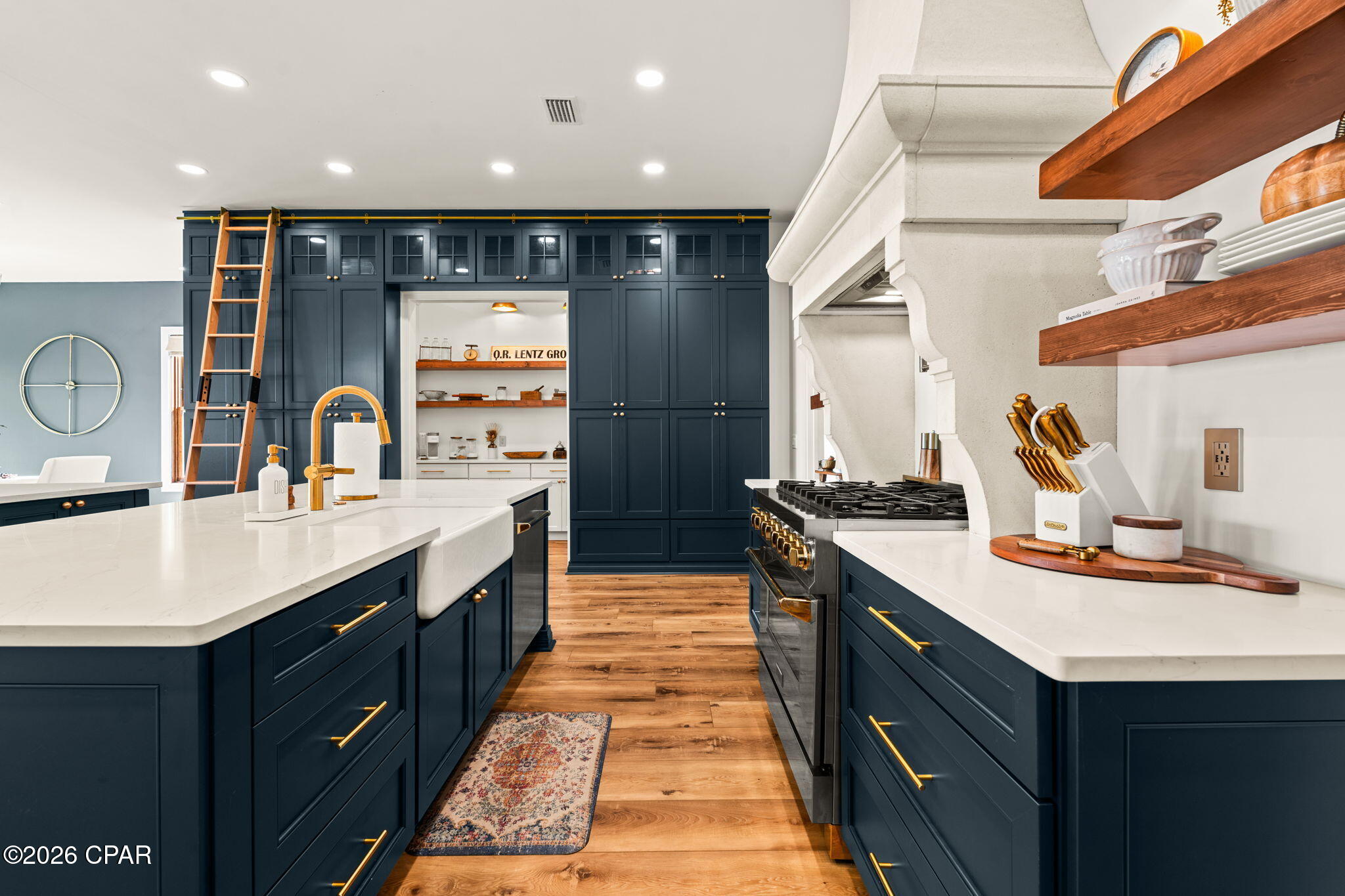 2821 Annette Avenue, Beach