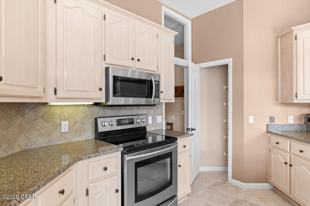 8205 Grand Palm Boulevard