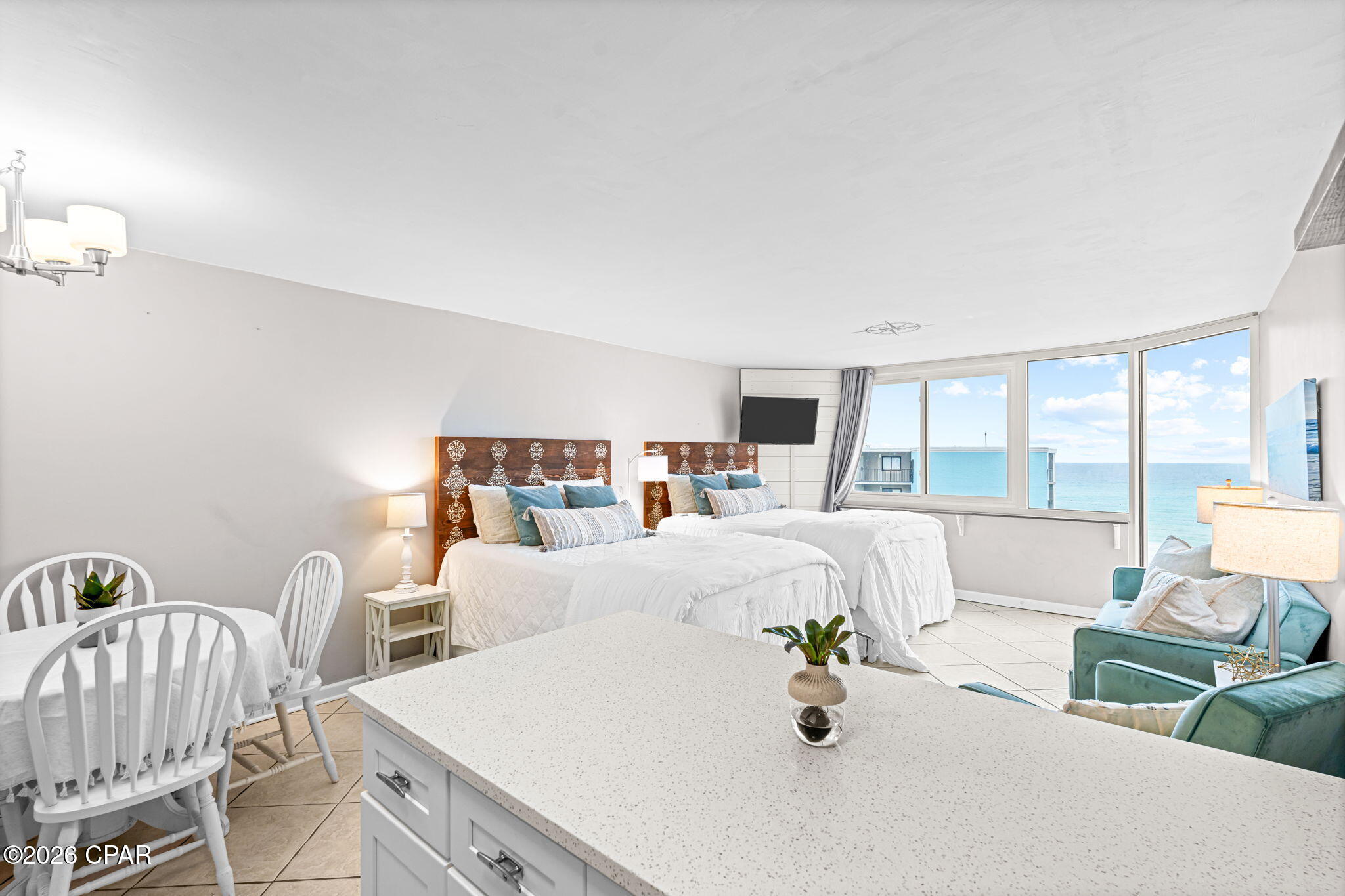 8817 S Thomas Drive A813