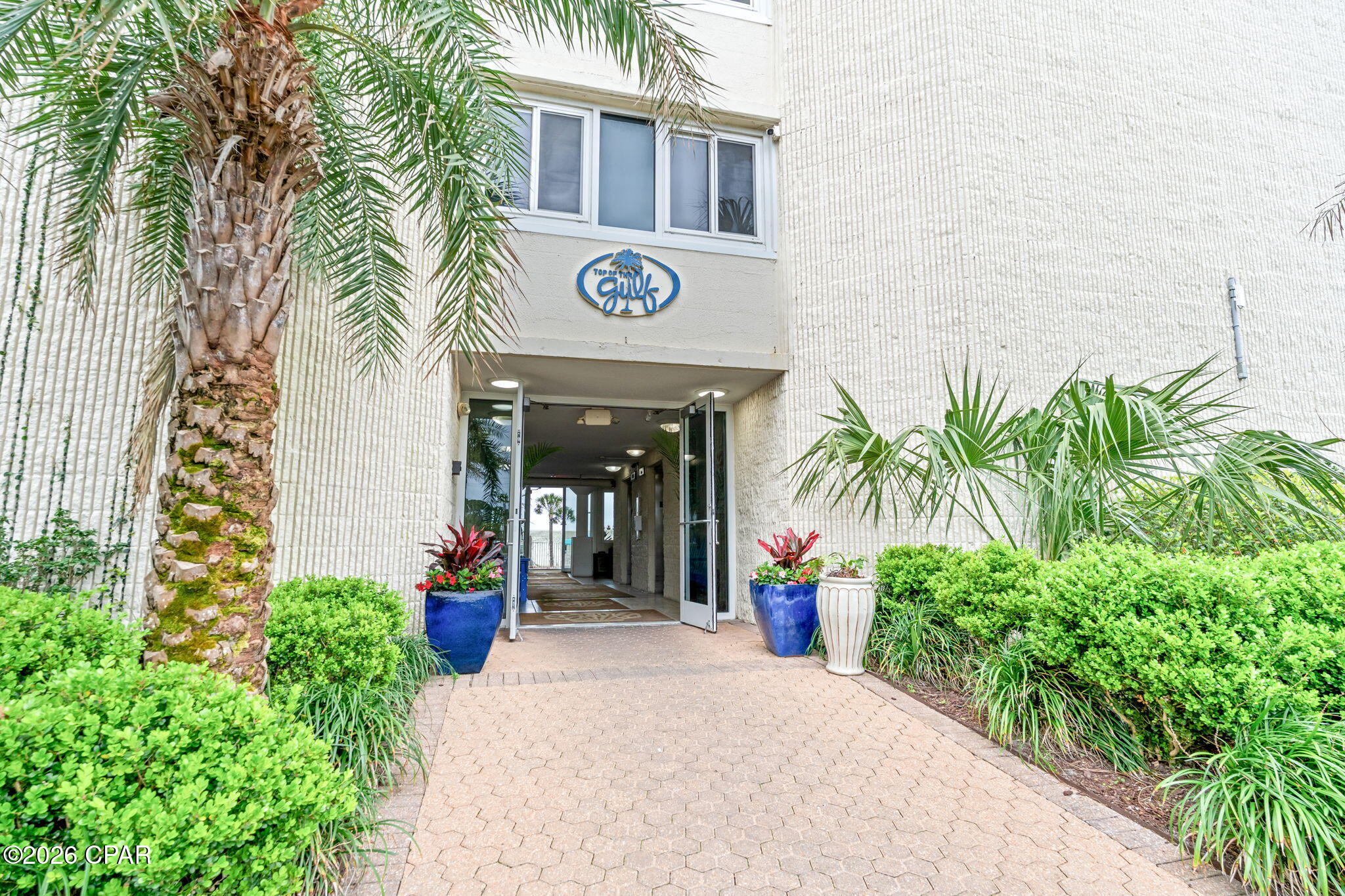 8817 S Thomas Drive A813