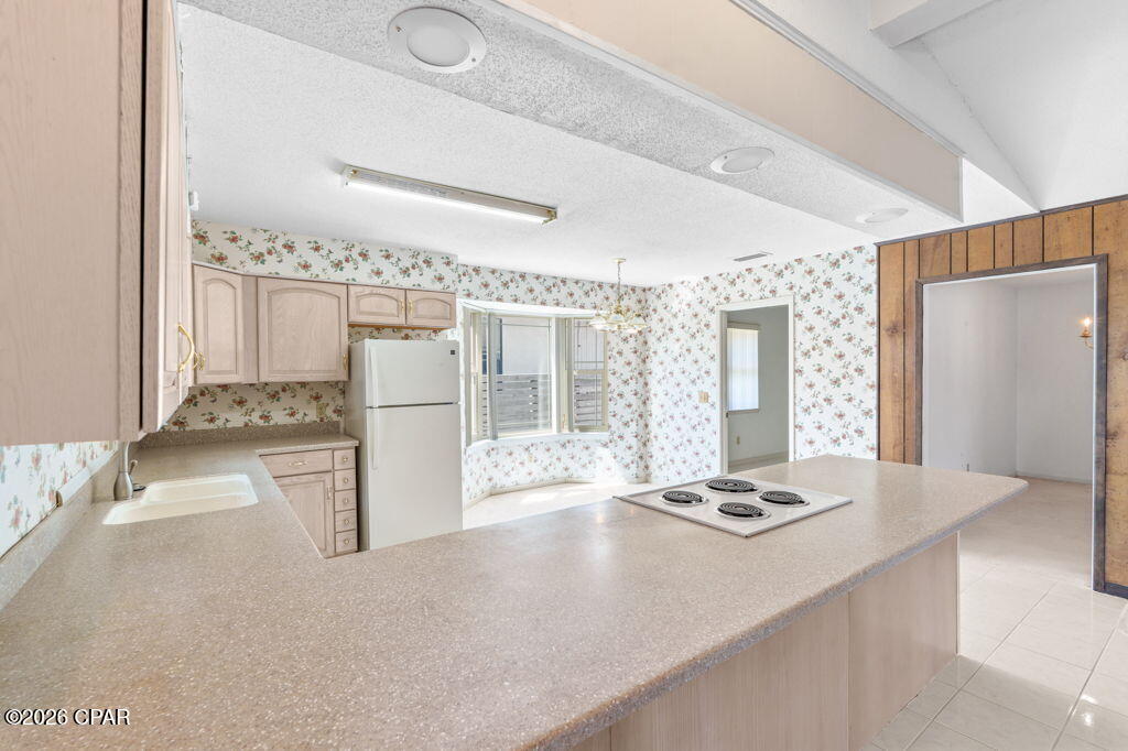 7122 S Lagoon Drive