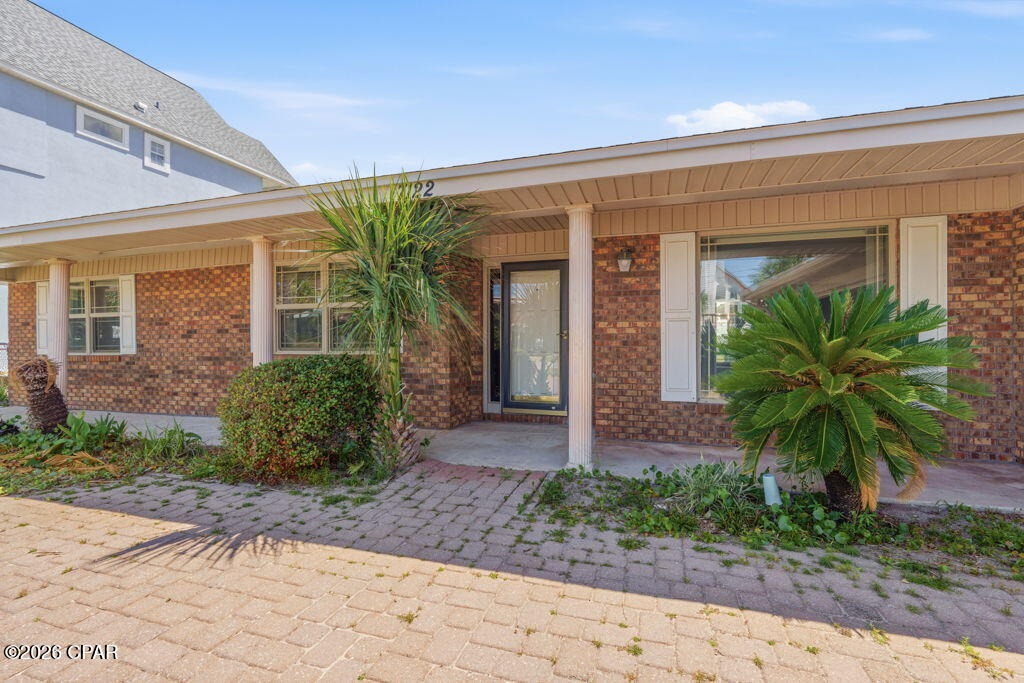7122 S Lagoon Drive