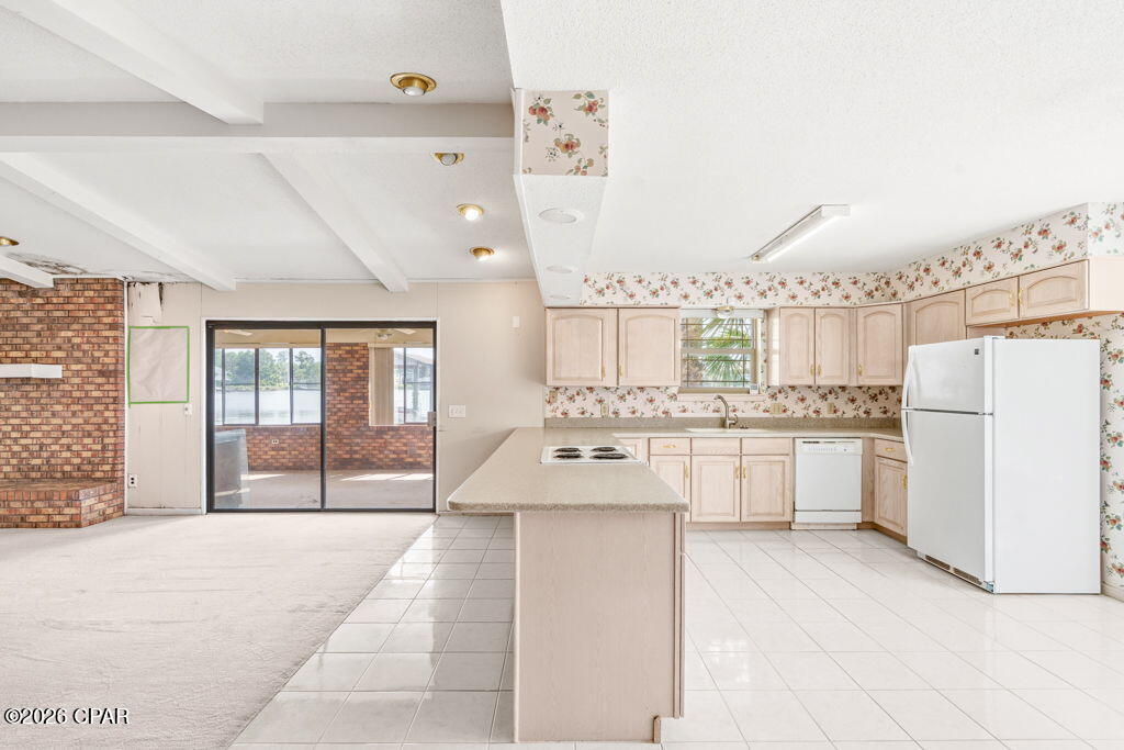 7122 S Lagoon Drive