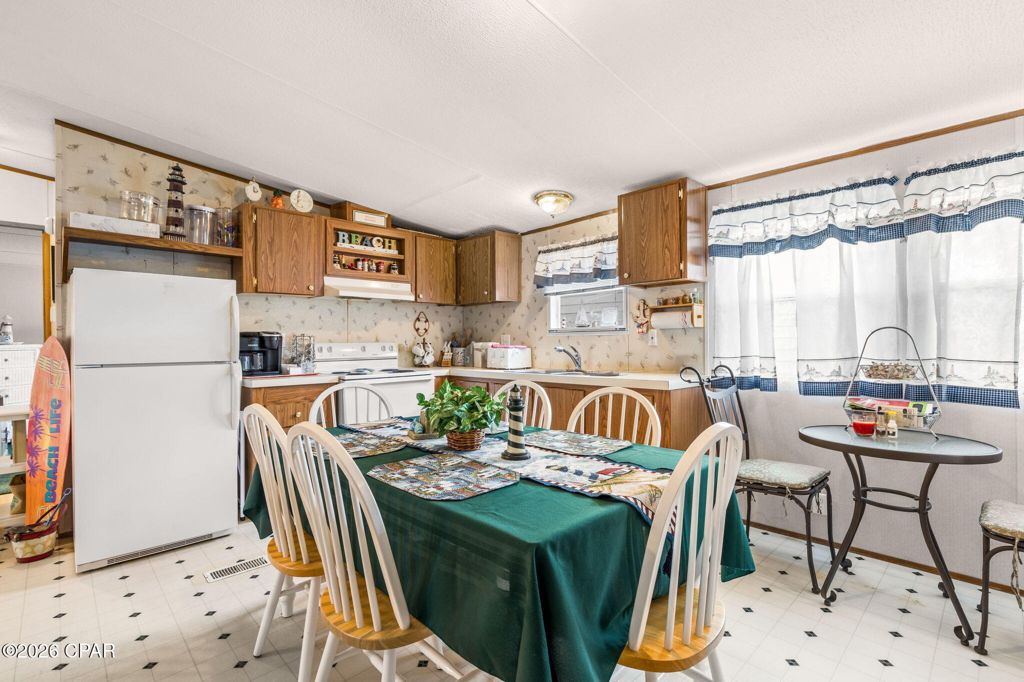 314 El Reposo Place