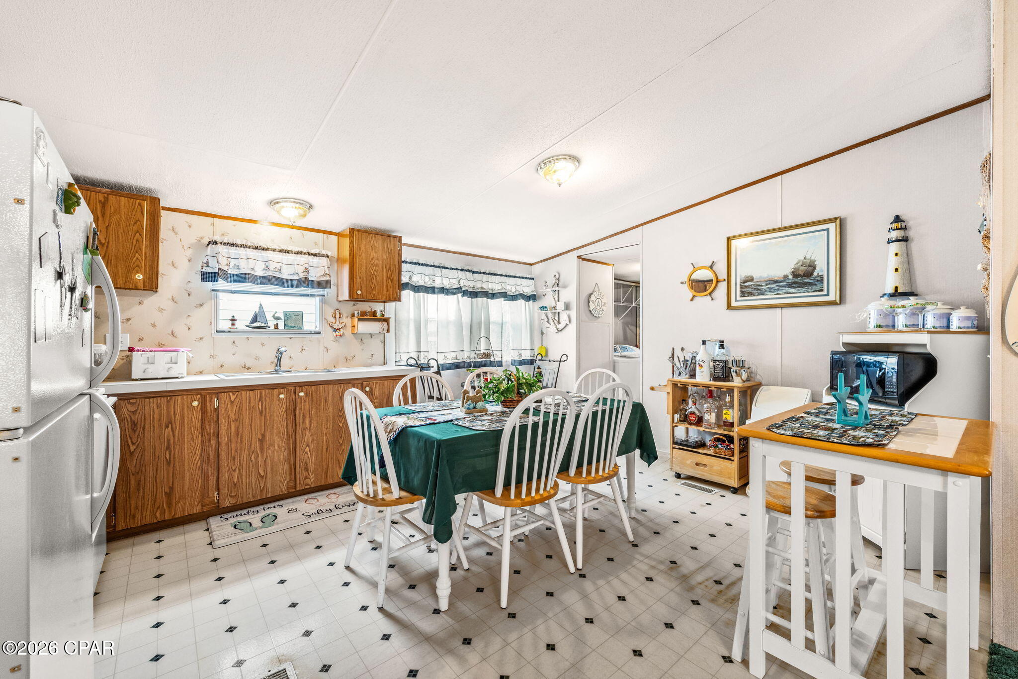 314 El Reposo Place