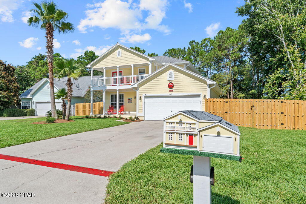 805 Lyndell Way