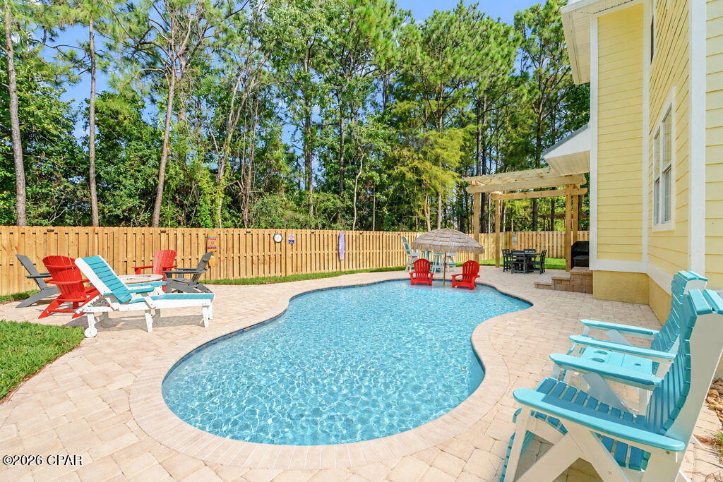 805 Lyndell Way