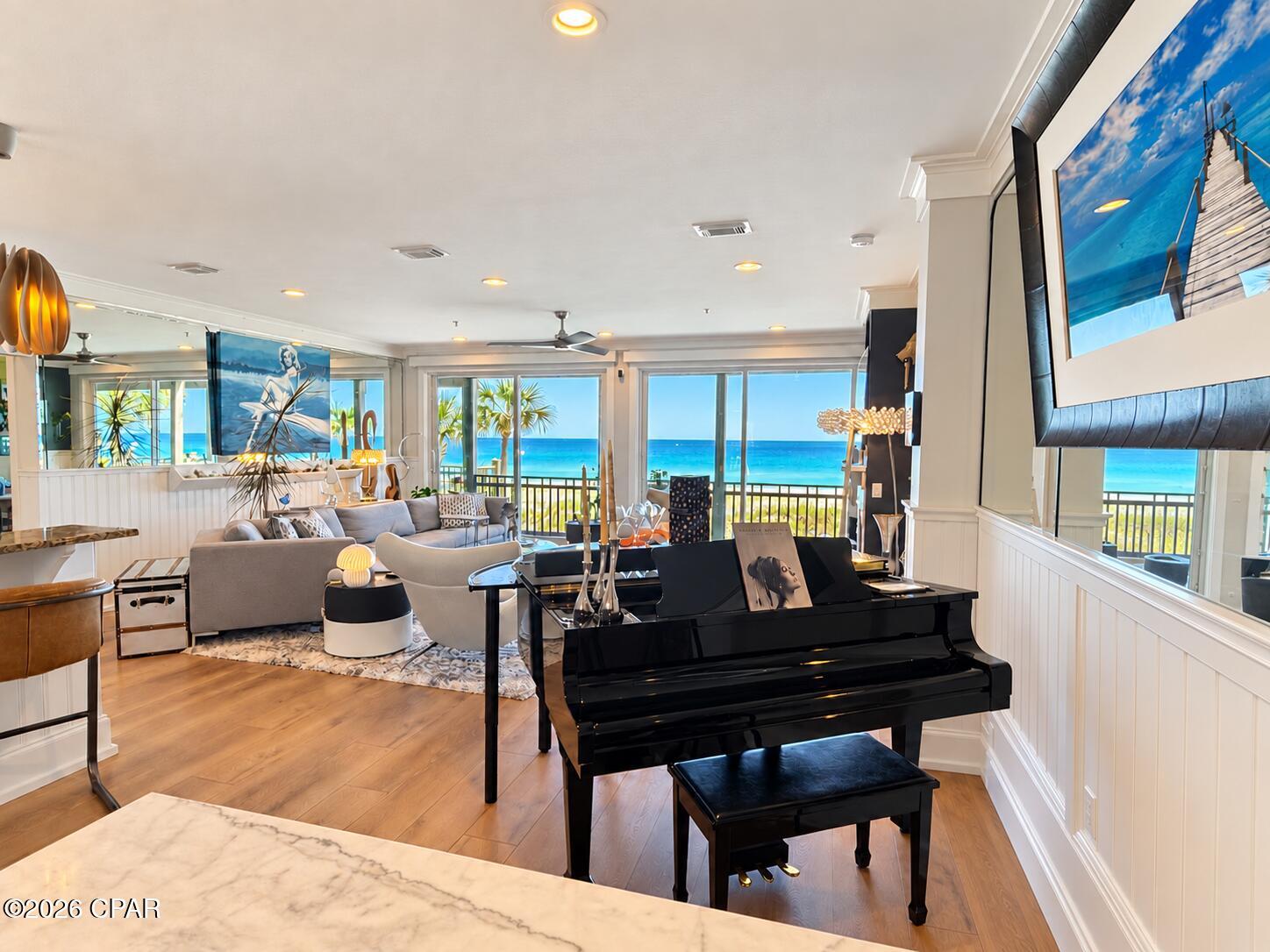 8515 Surf Drive 3