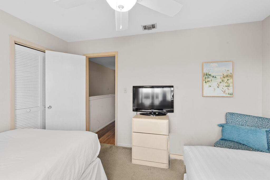320 Beachfront Trail, 13