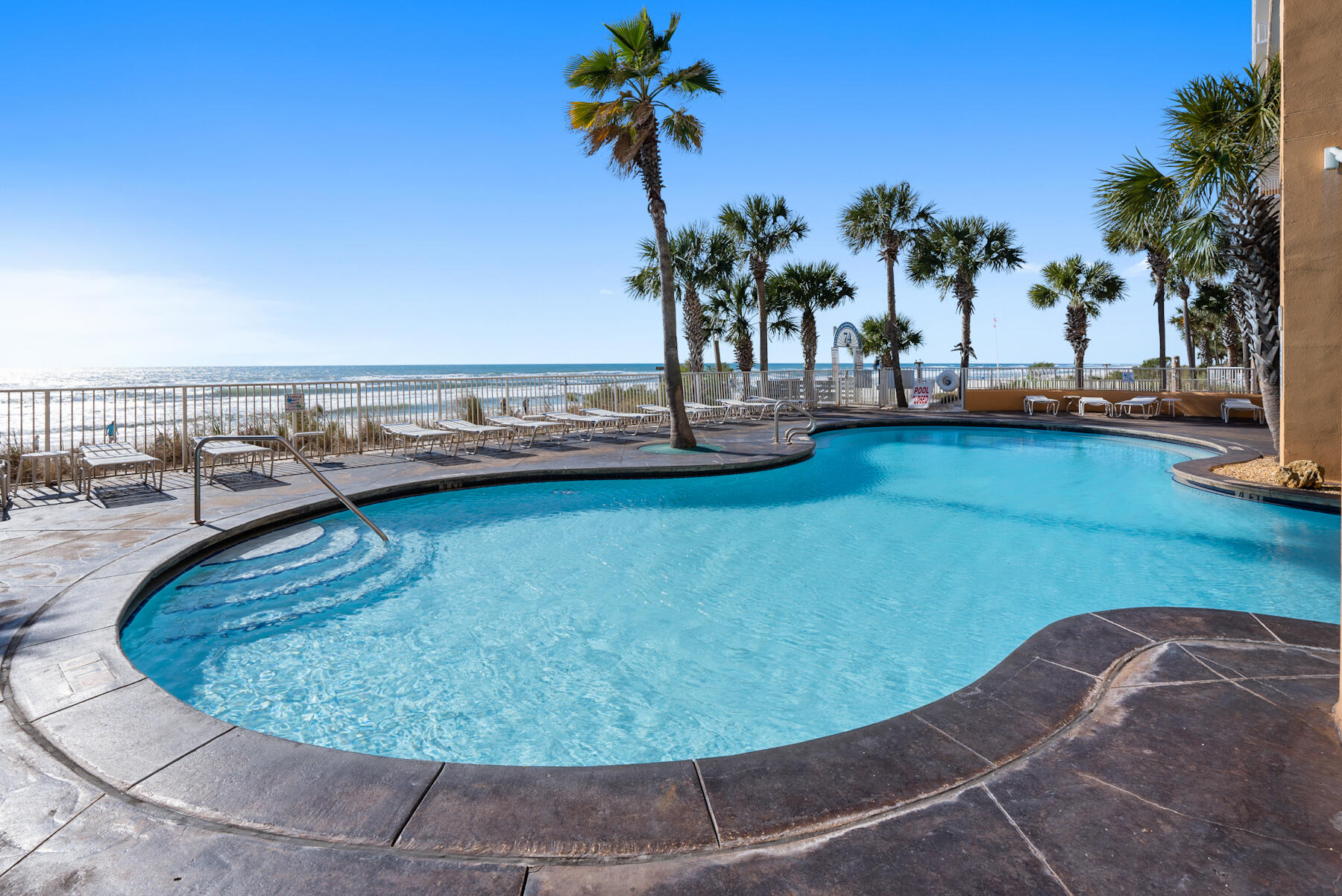 17729 Front Beach Road 702E