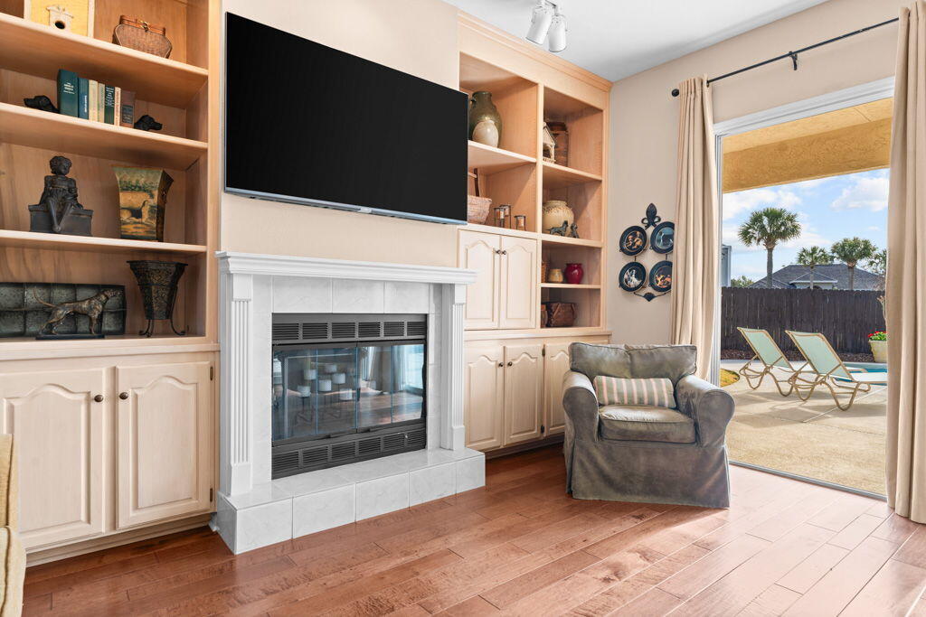 8205 Grand Palm Boulevard