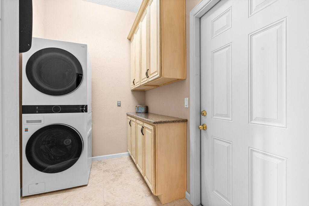 8205 Grand Palm Boulevard