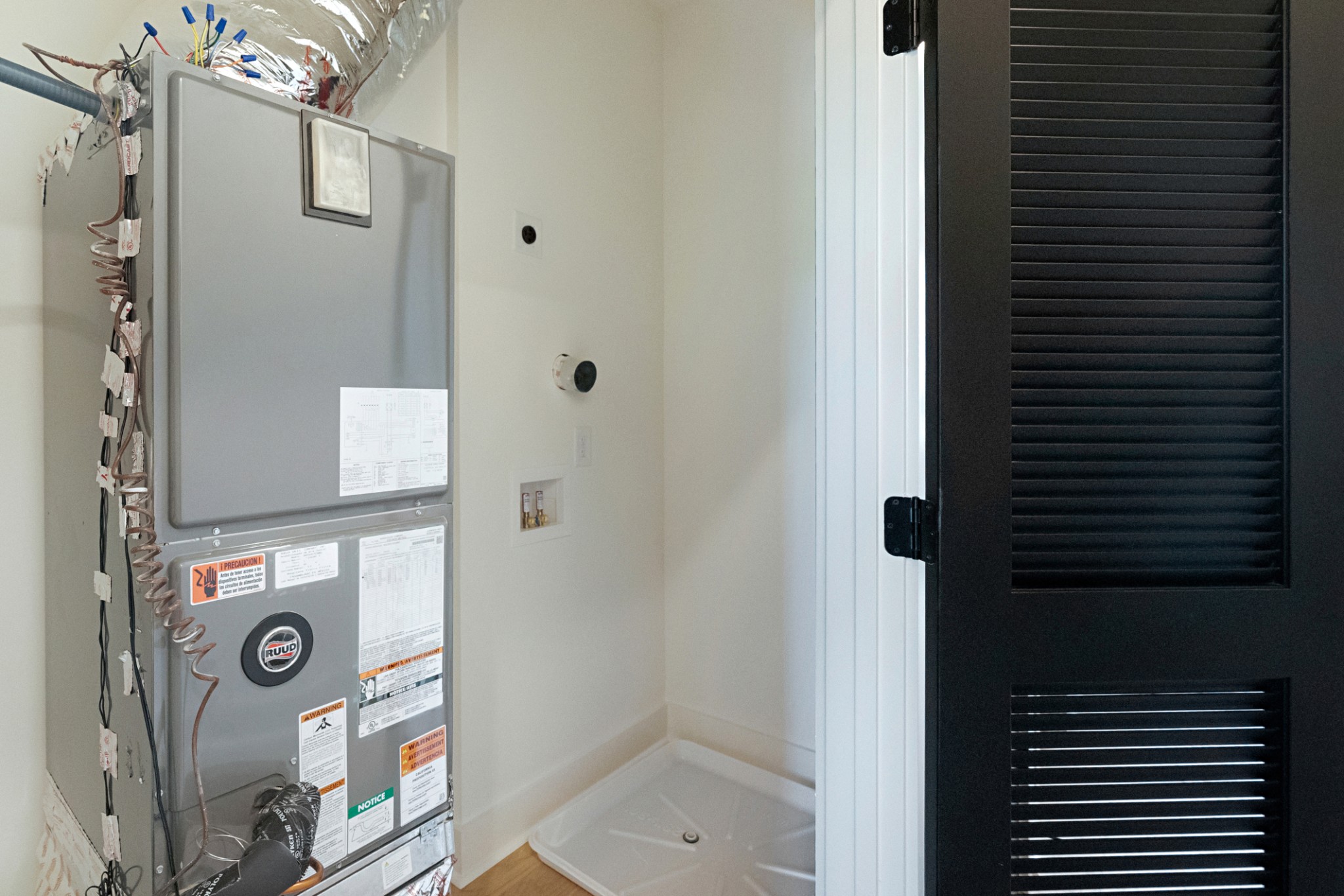 1622 County Hospital Rd Unit: The Maverick