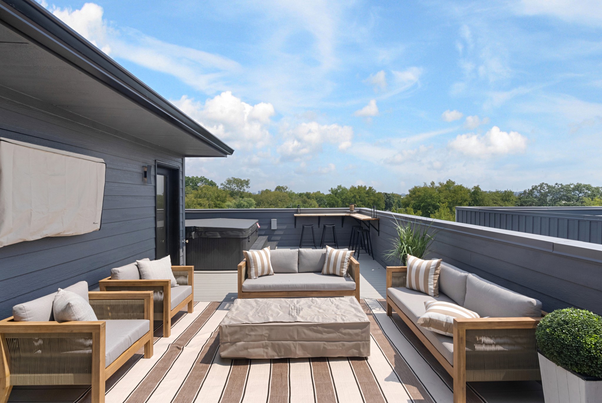 1624 County Hospital Rd Unit: The Outlaw