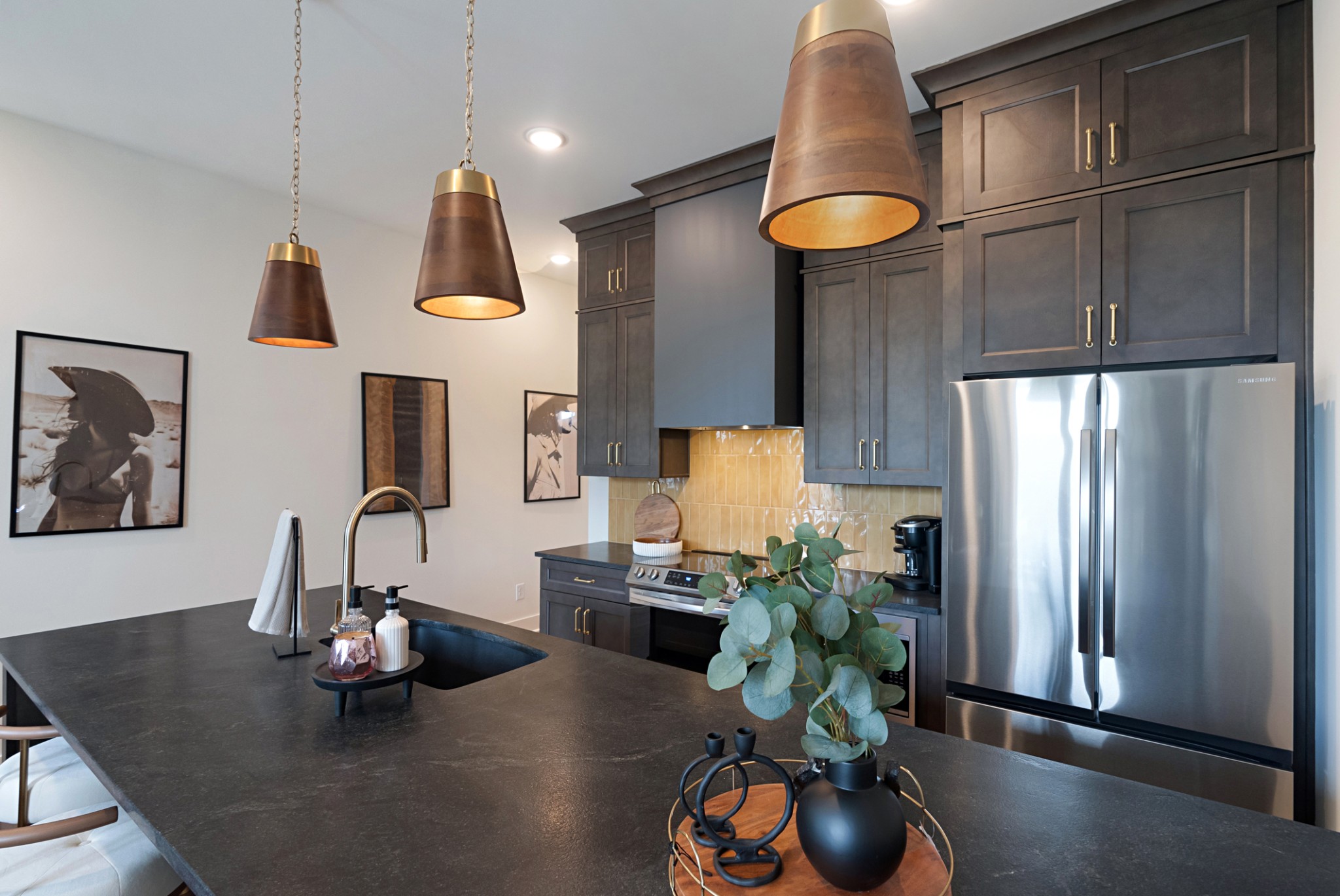 1624 County Hospital Rd Unit: The Outlaw