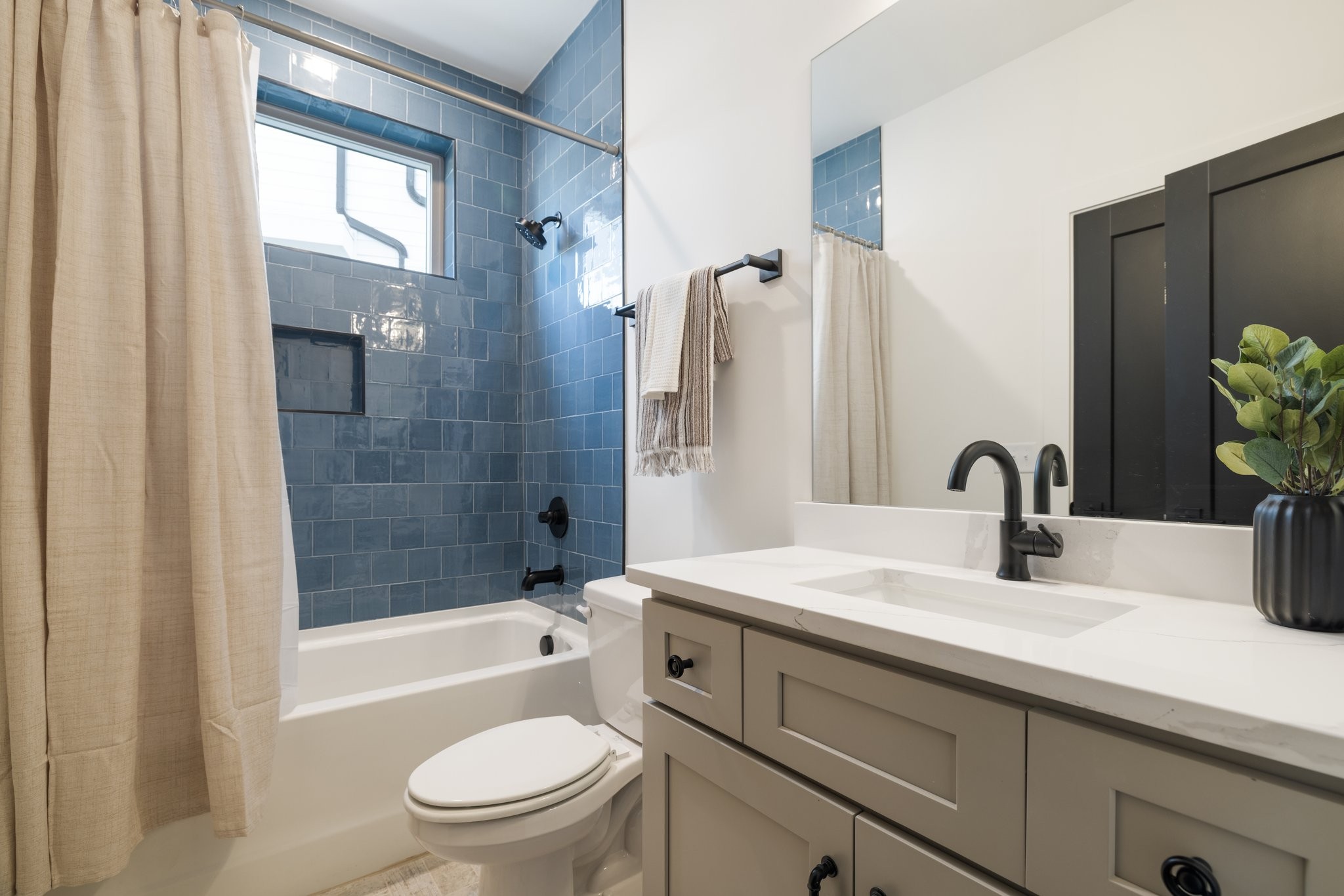 1628 County Hospital Rd Unit: The Desperado