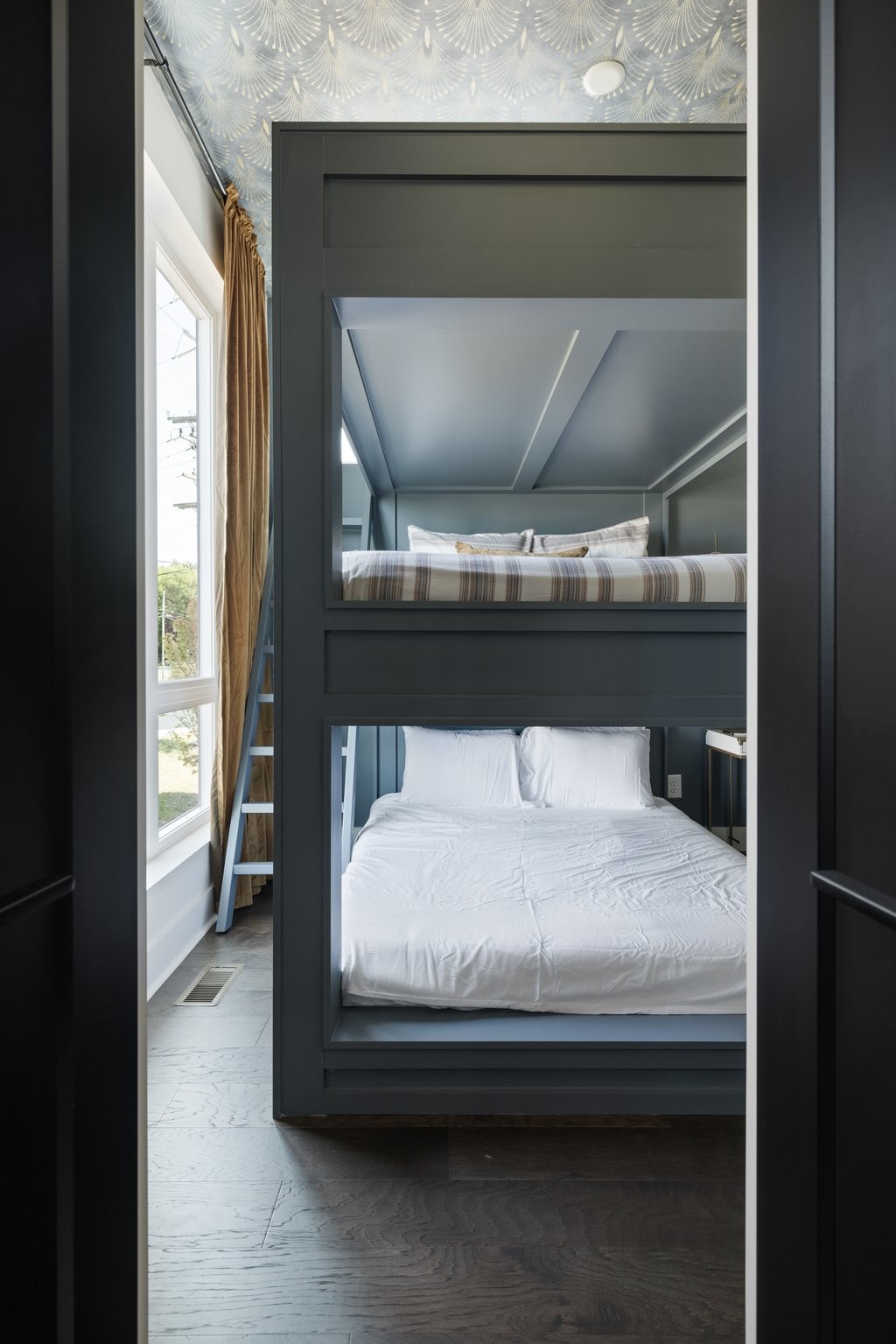 1628 County Hospital Rd Unit: The Desperado