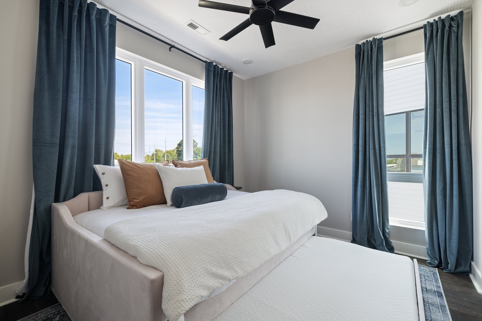 1628 County Hospital Rd Unit: The Desperado