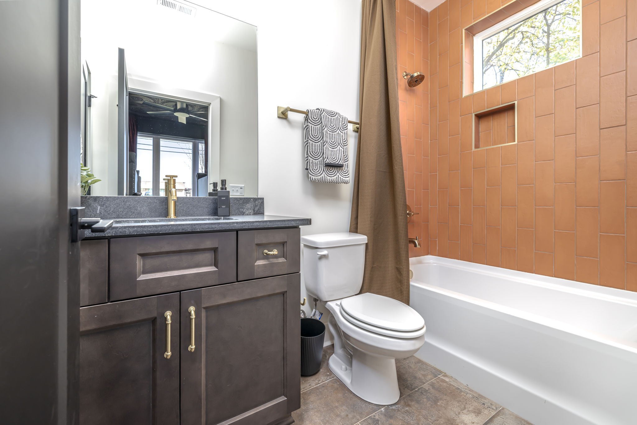 1612 County Hospital Rd Unit: The Bordeaux