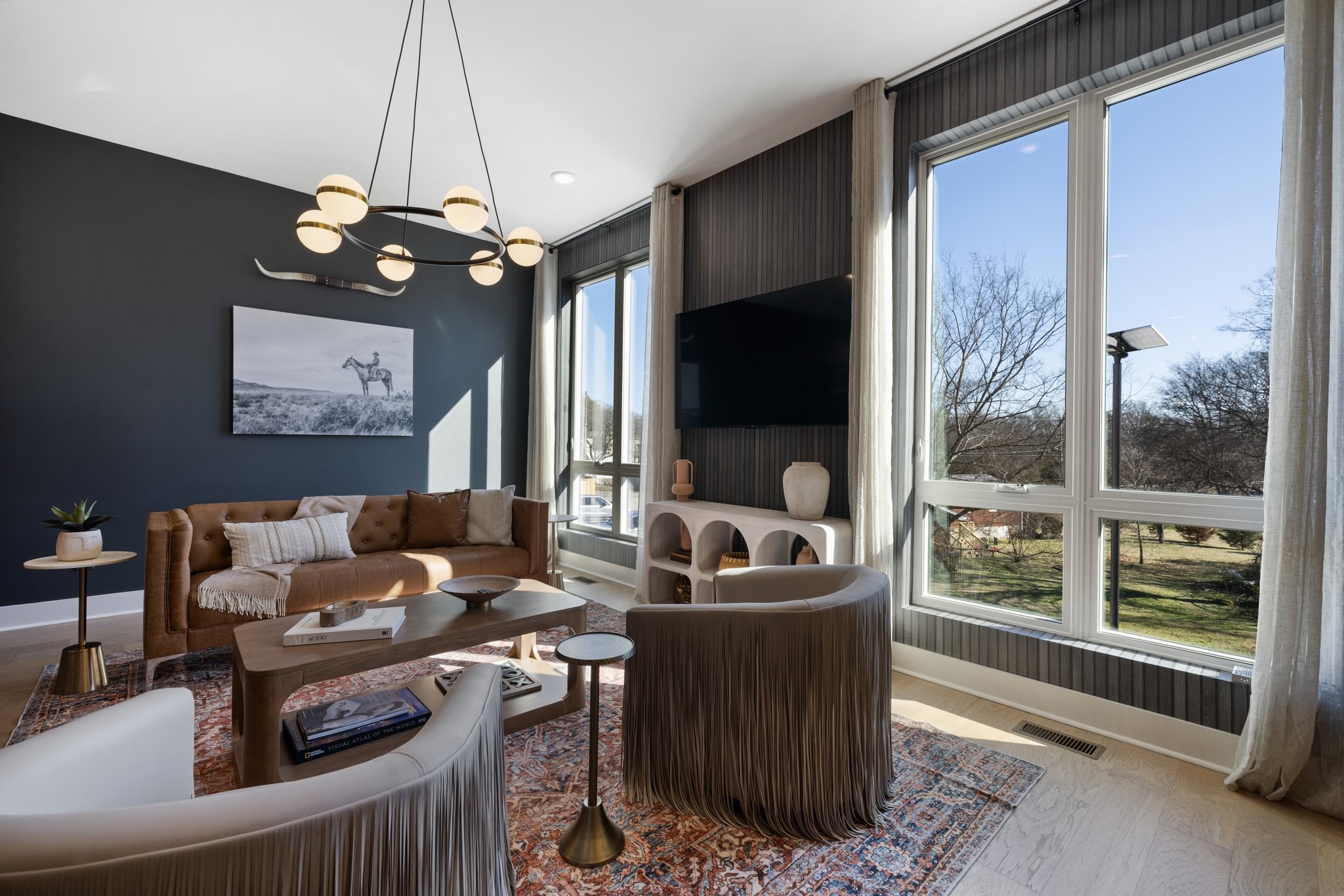 1614 County Hospital Rd Unit: The Posse