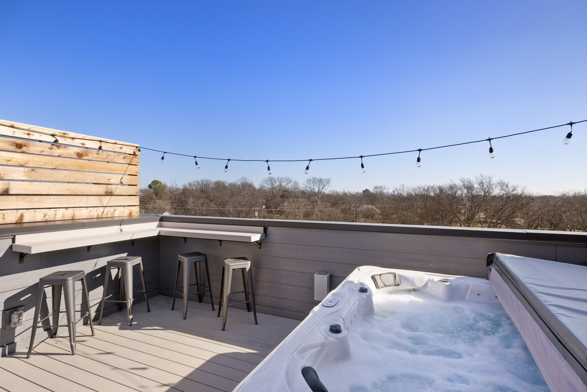 1614 County Hospital Rd Unit: The Posse