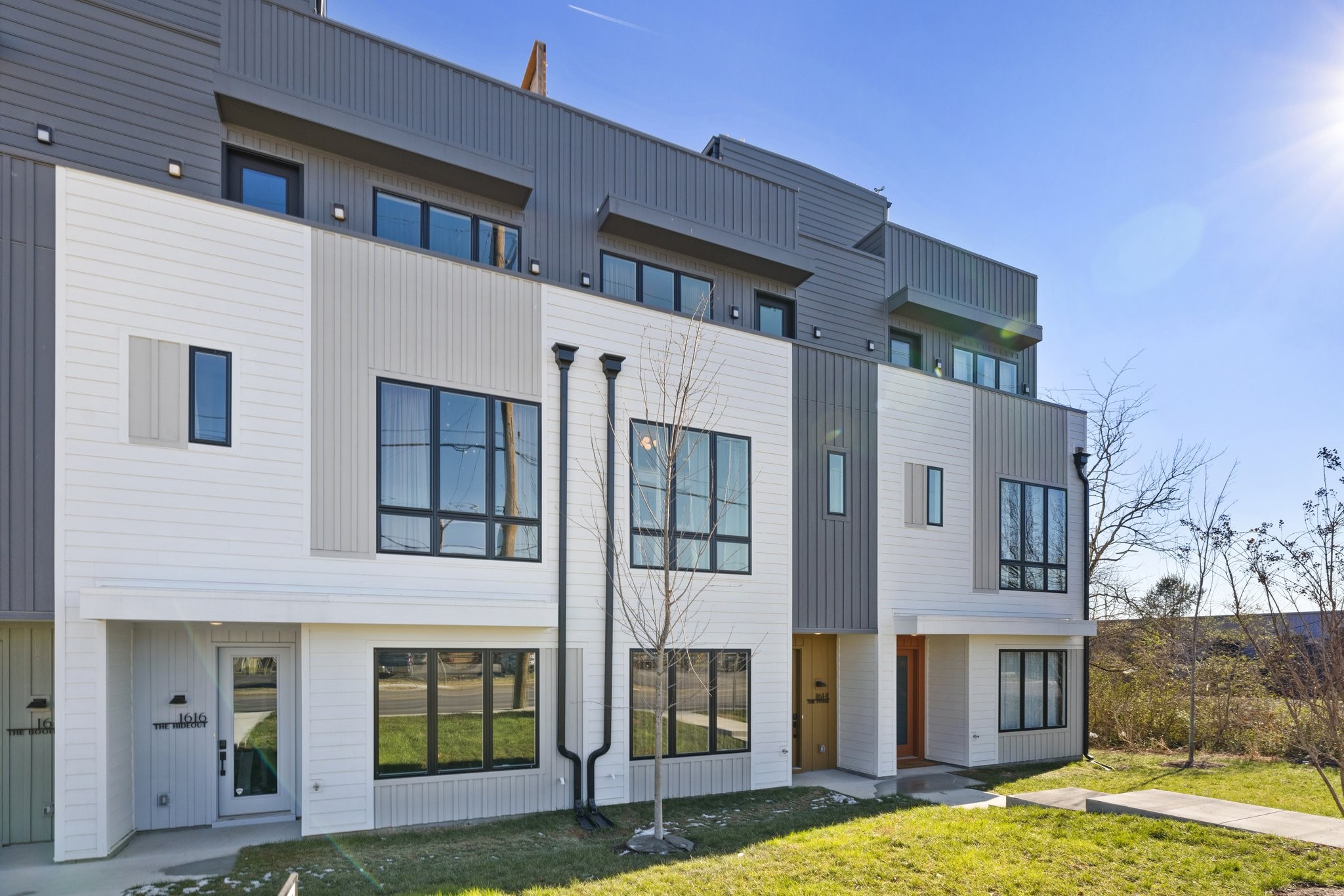 1614 County Hospital Rd Unit: The Posse