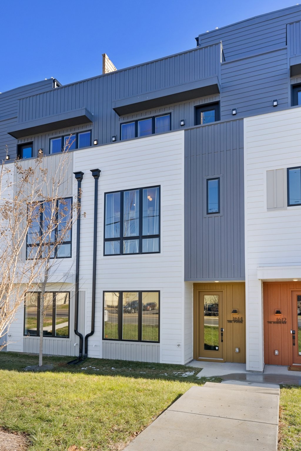 1614 County Hospital Rd Unit: The Posse