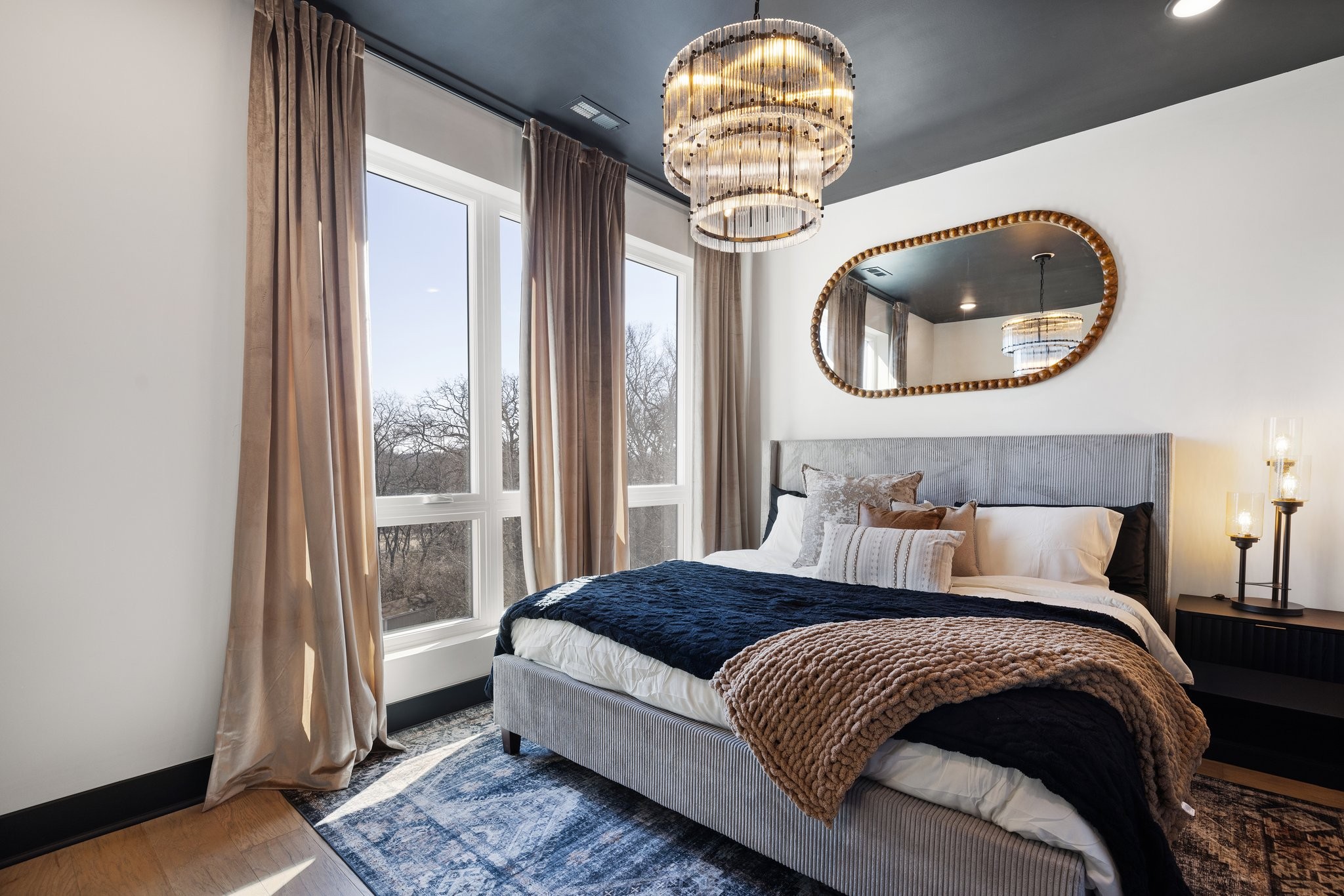 1614 County Hospital Rd Unit: The Posse