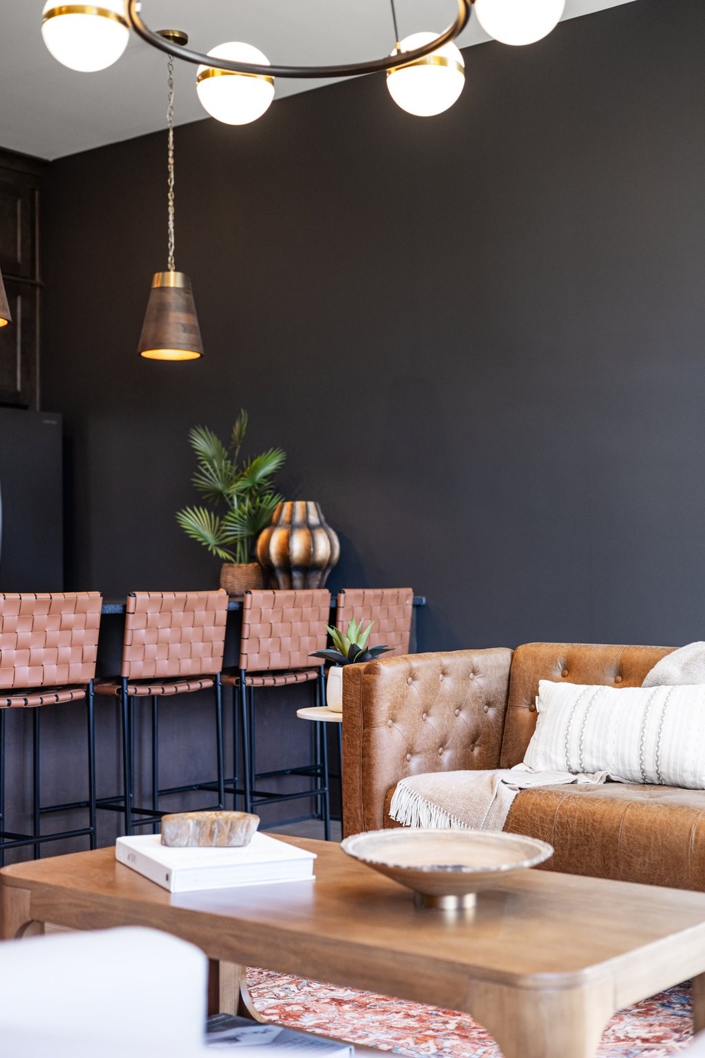 1614 County Hospital Rd Unit: The Posse