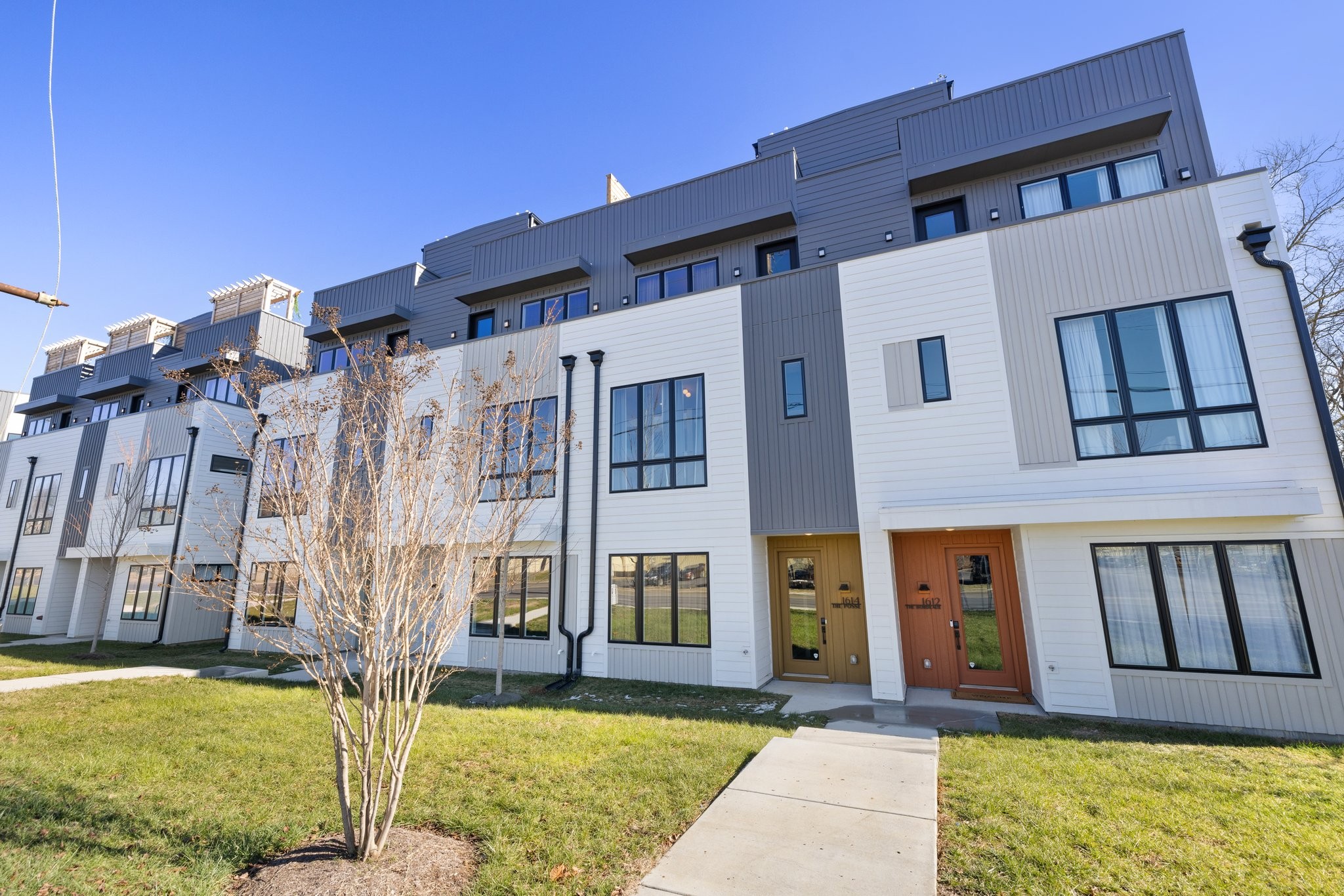 1614 County Hospital Rd Unit: The Posse