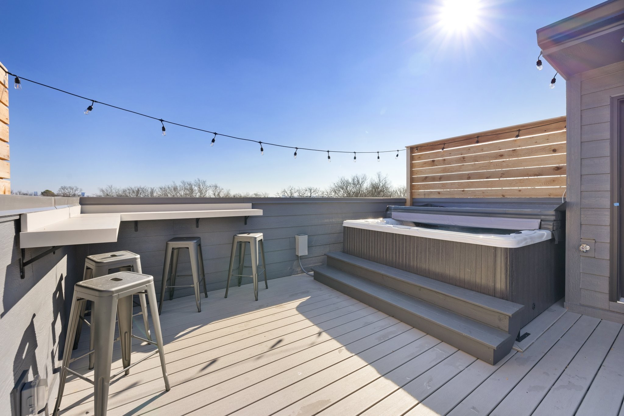 1614 County Hospital Rd Unit: The Posse