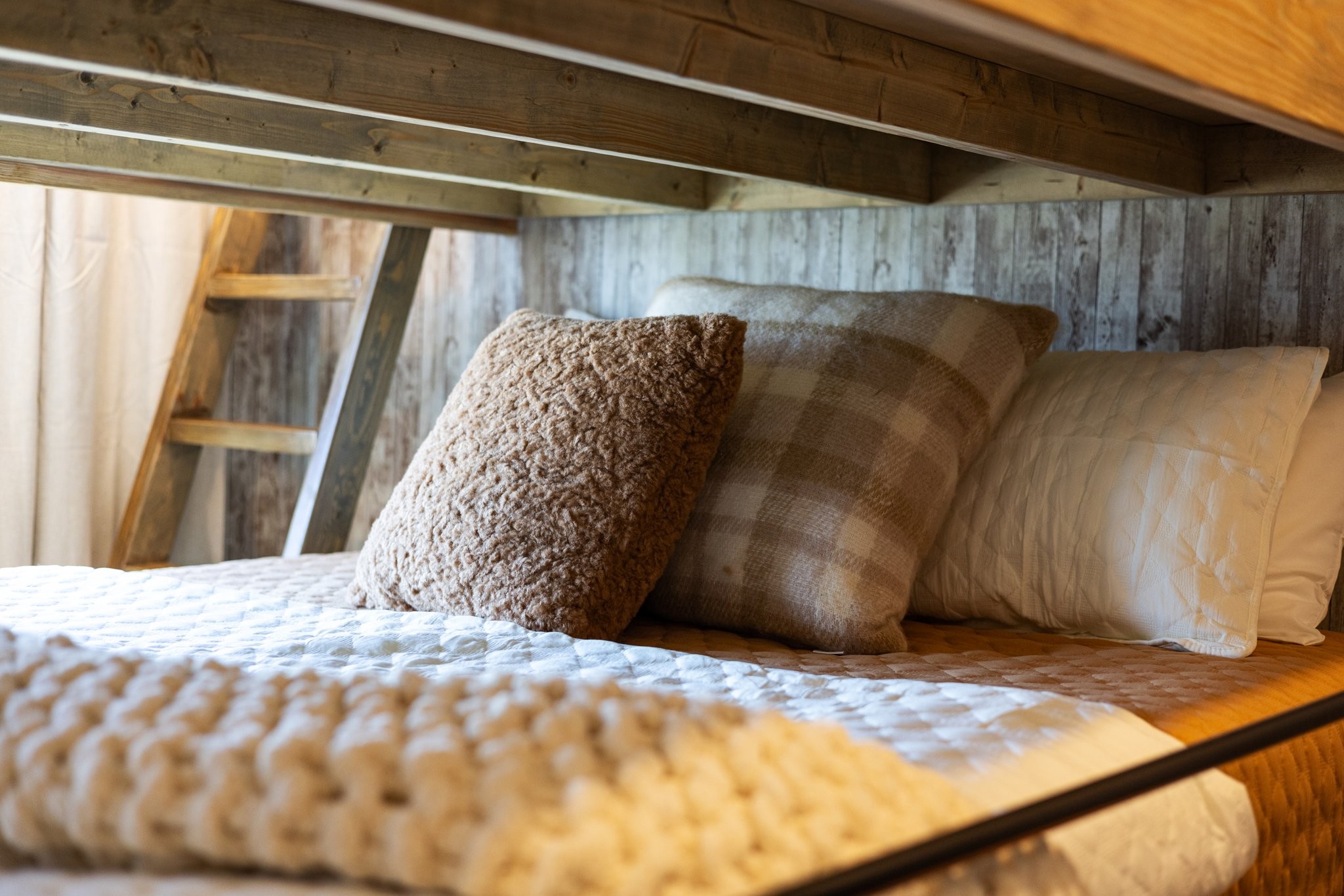 1614 County Hospital Rd Unit: The Posse