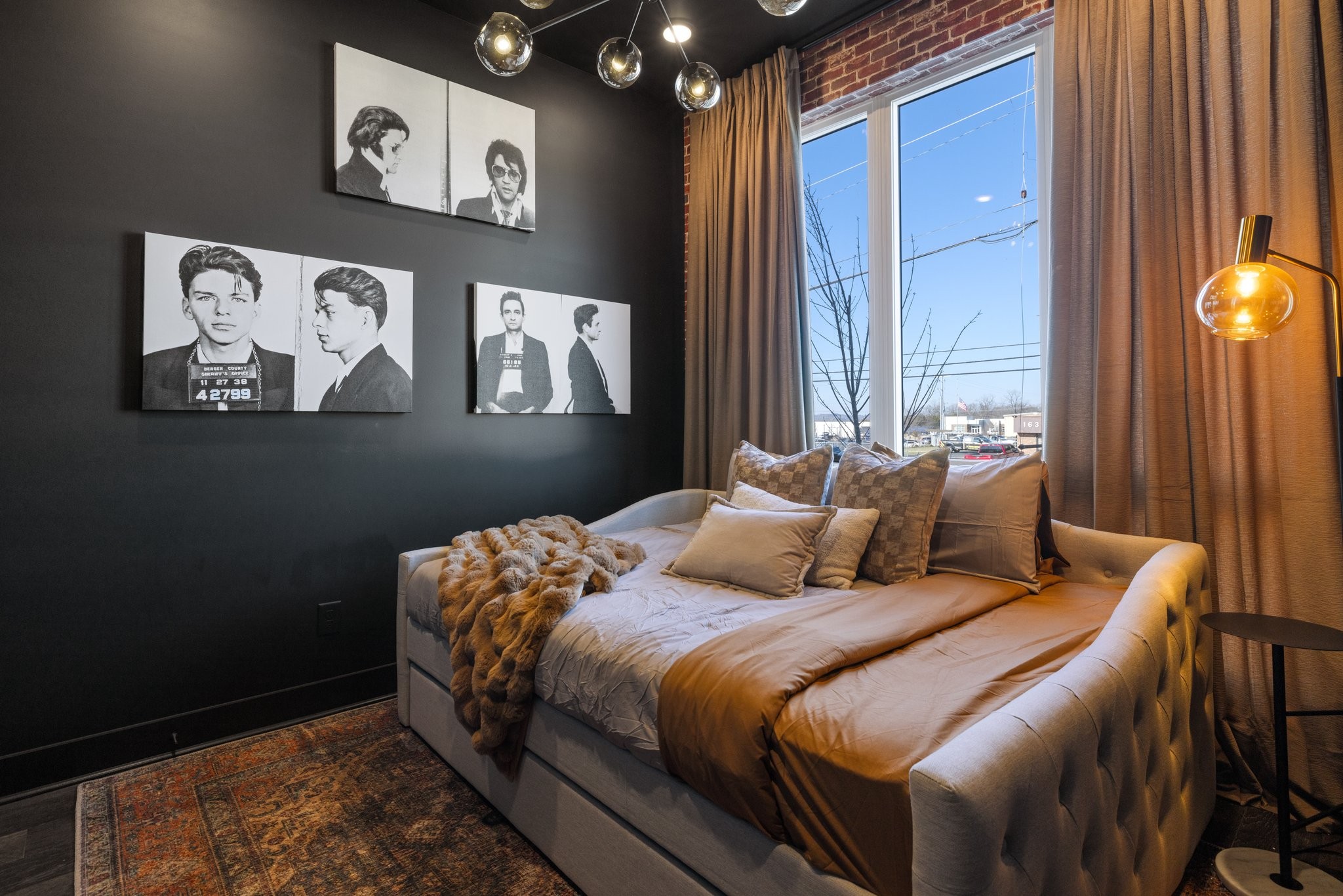 1616 County Hospital Rd Unit: The Hideout