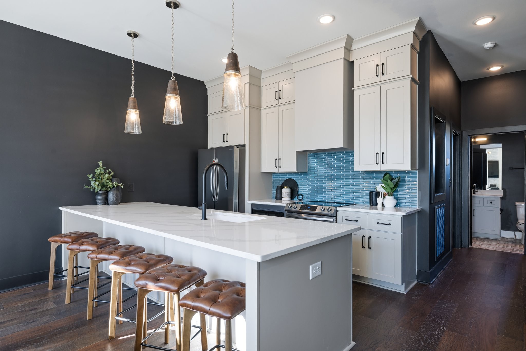 1616 County Hospital Rd Unit: The Hideout