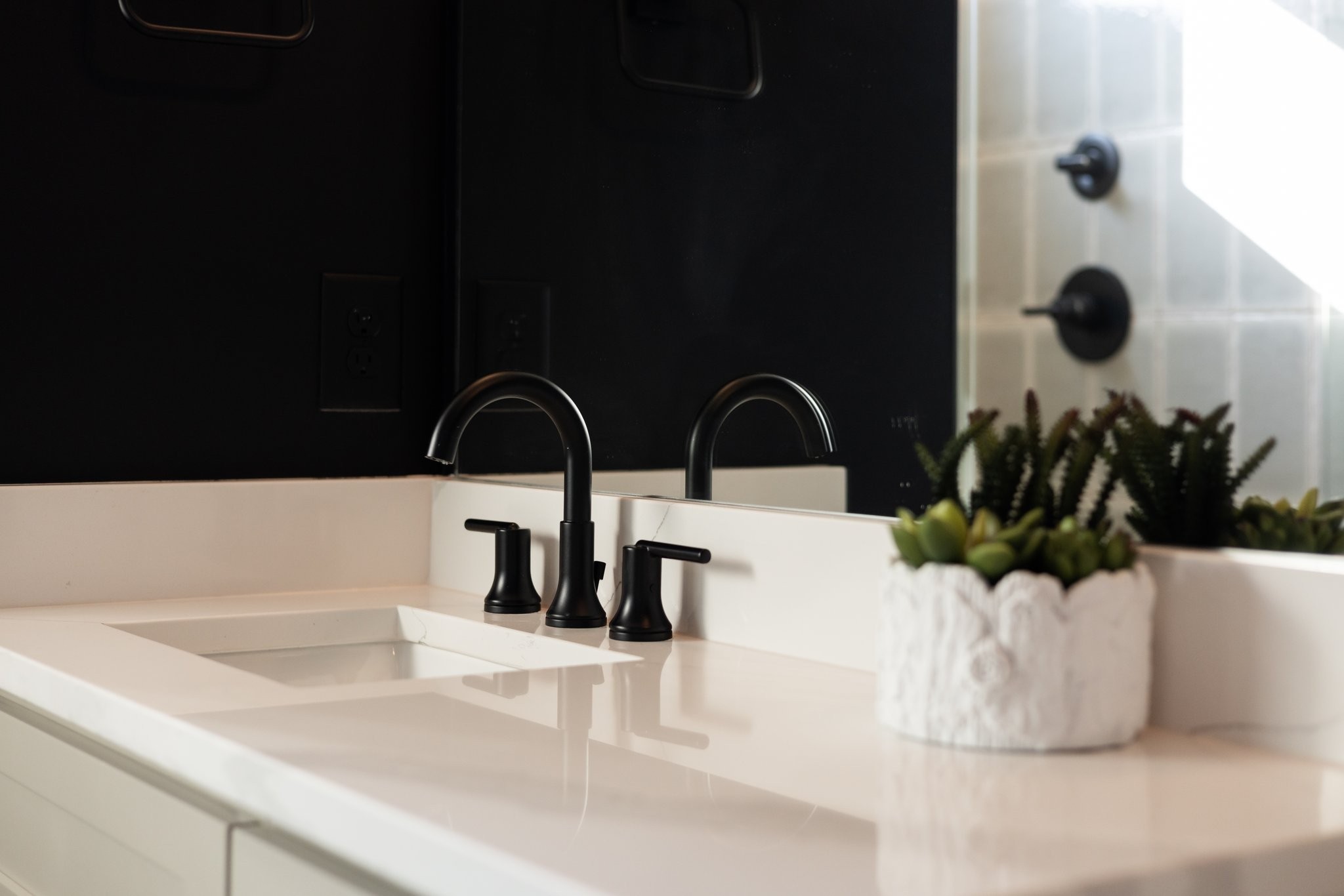 1616 County Hospital Rd Unit: The Hideout