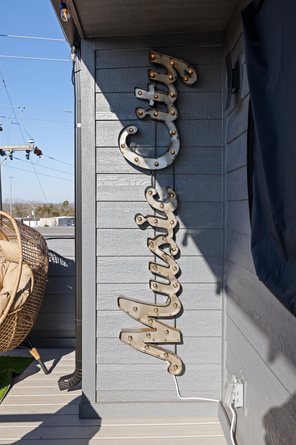 1616 County Hospital Rd Unit: The Hideout