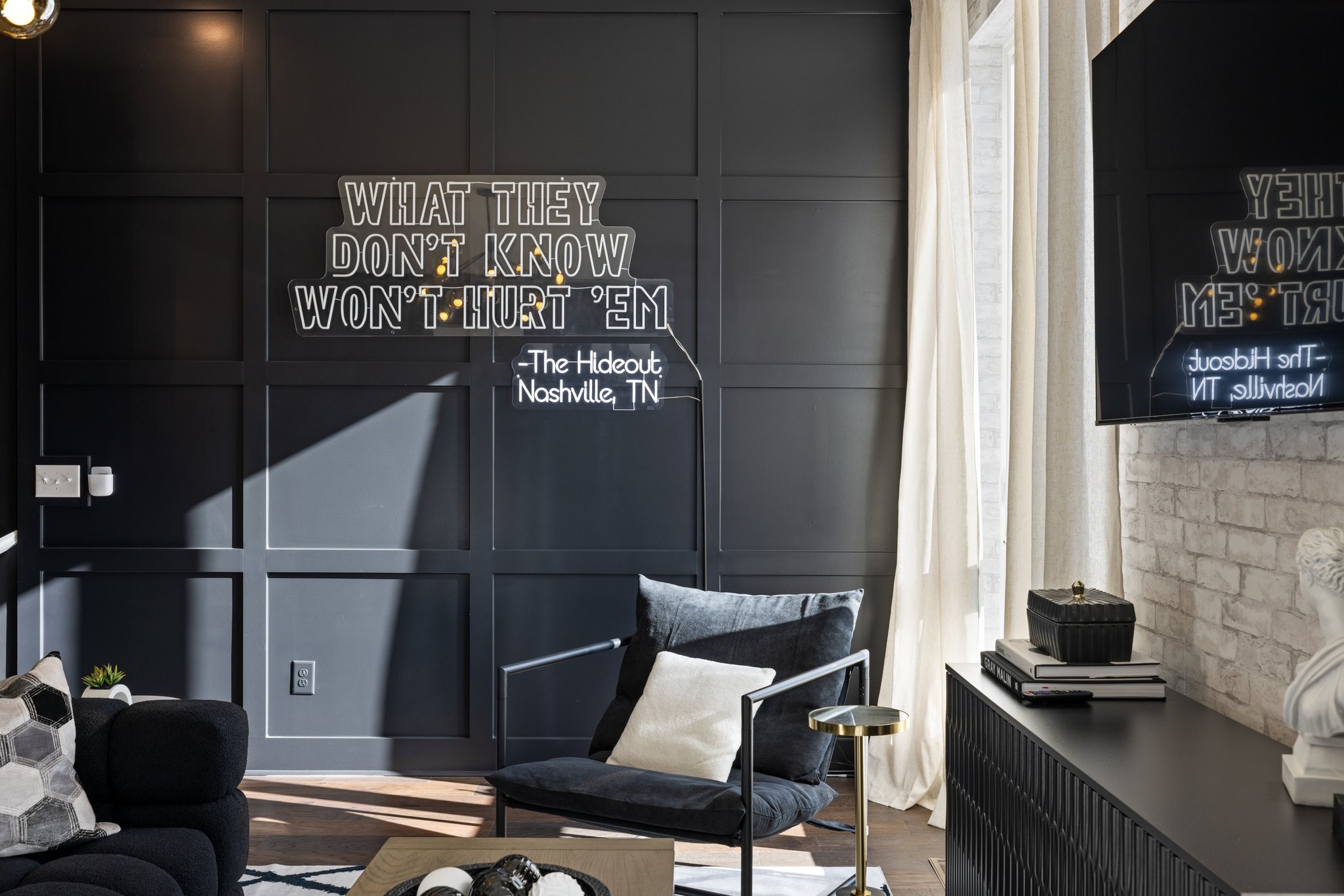 1616 County Hospital Rd Unit: The Hideout