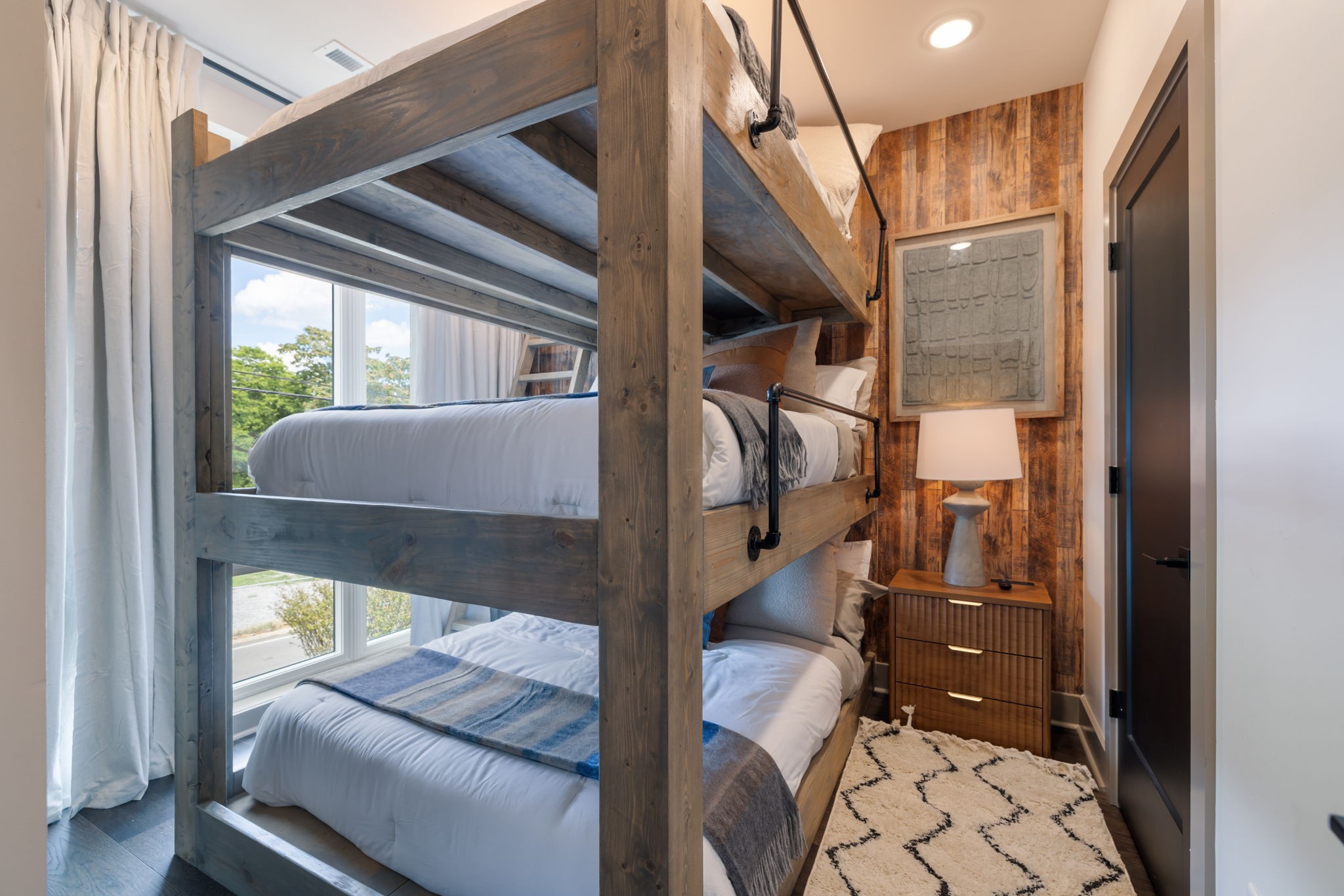 3133 Hydes Ferry Rd Unit: The James