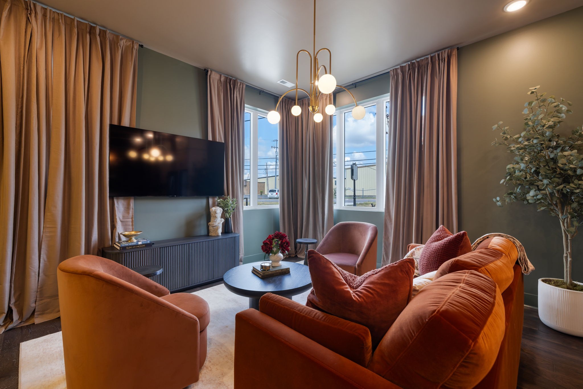 3135 Hydes Ferry Rd Unit: The Howard