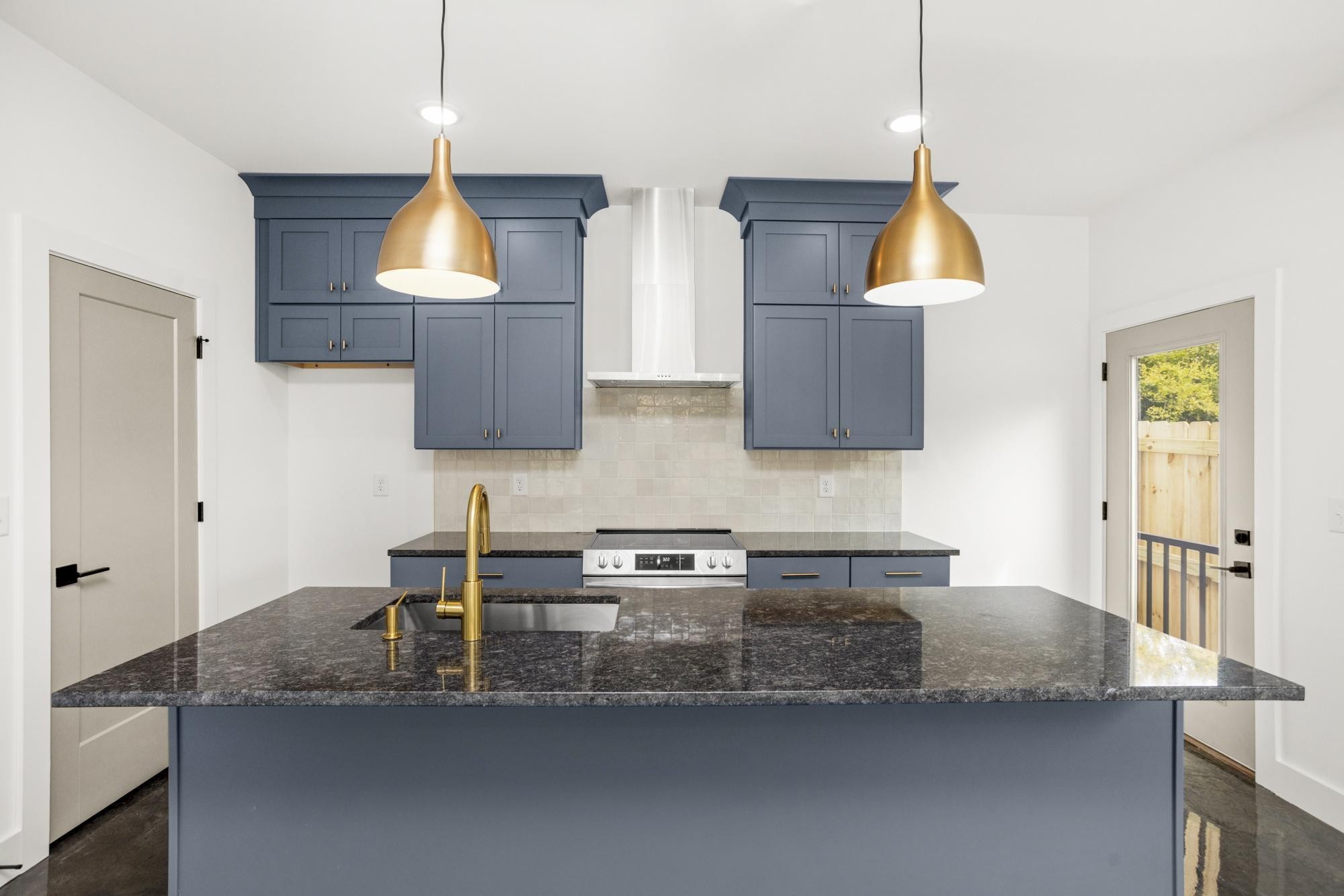 2708 Tucker Rd Unit: A&B