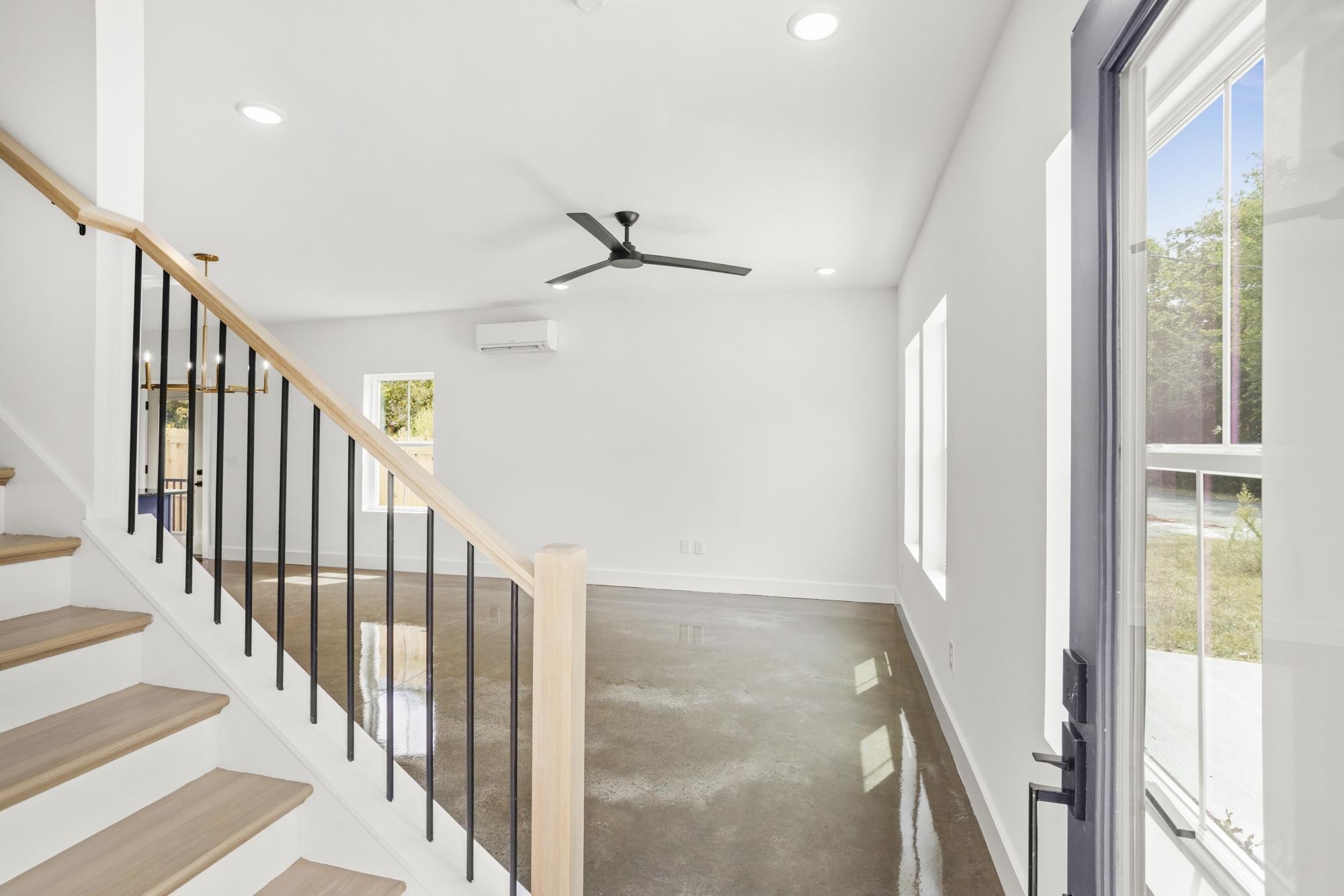 2708 Tucker Rd Unit: A&B