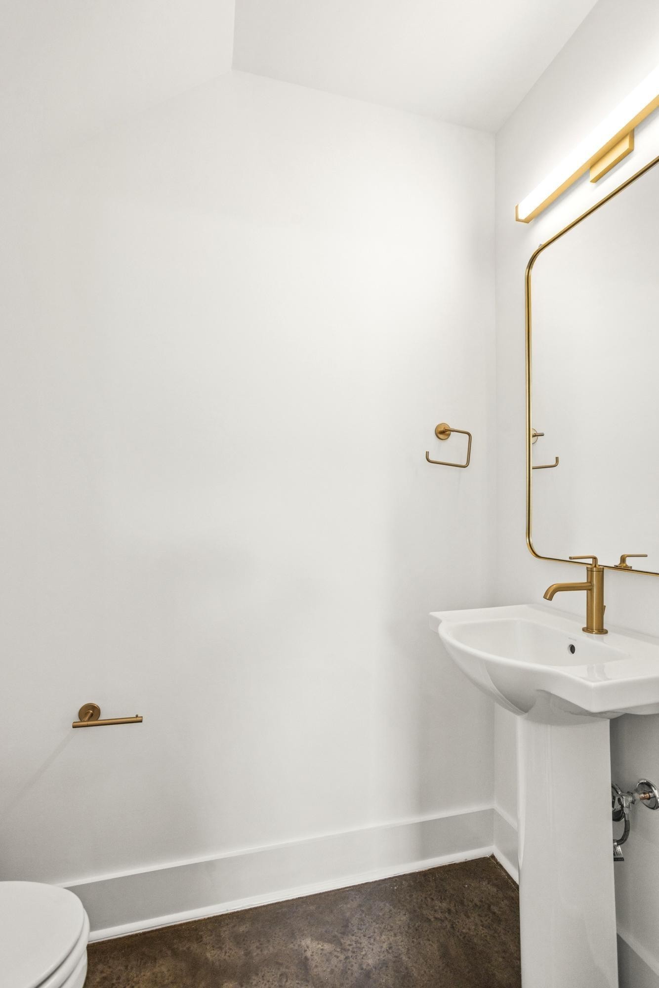 2708 Tucker Rd Unit: A&B