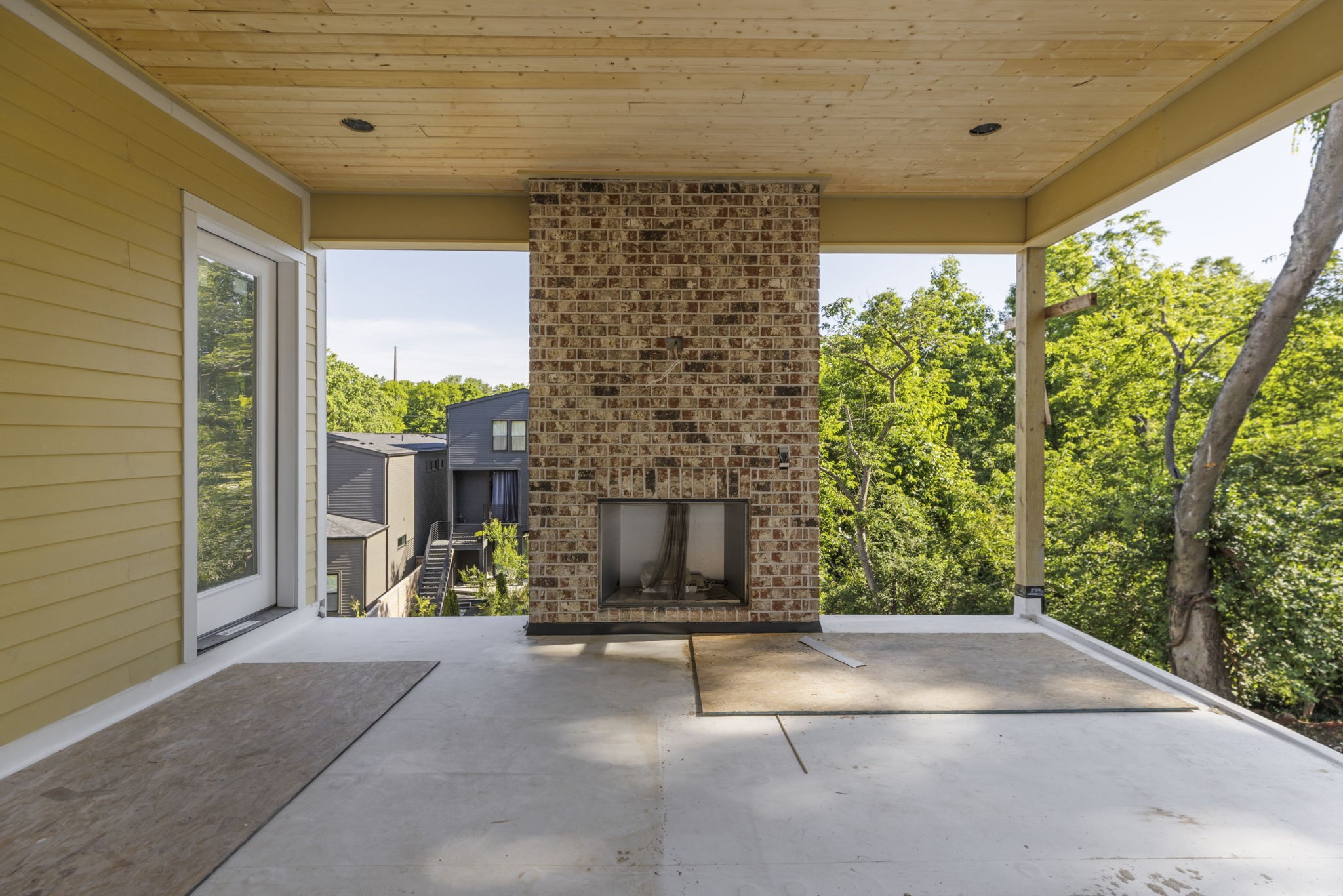 1200 Clifton Ln