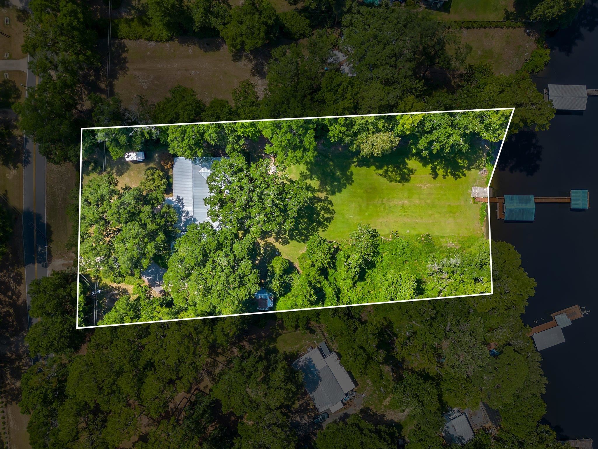2896 Lakeview Point Road