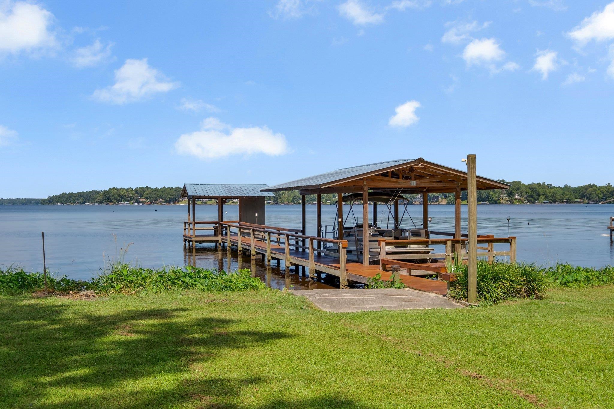 2896 Lakeview Point Road