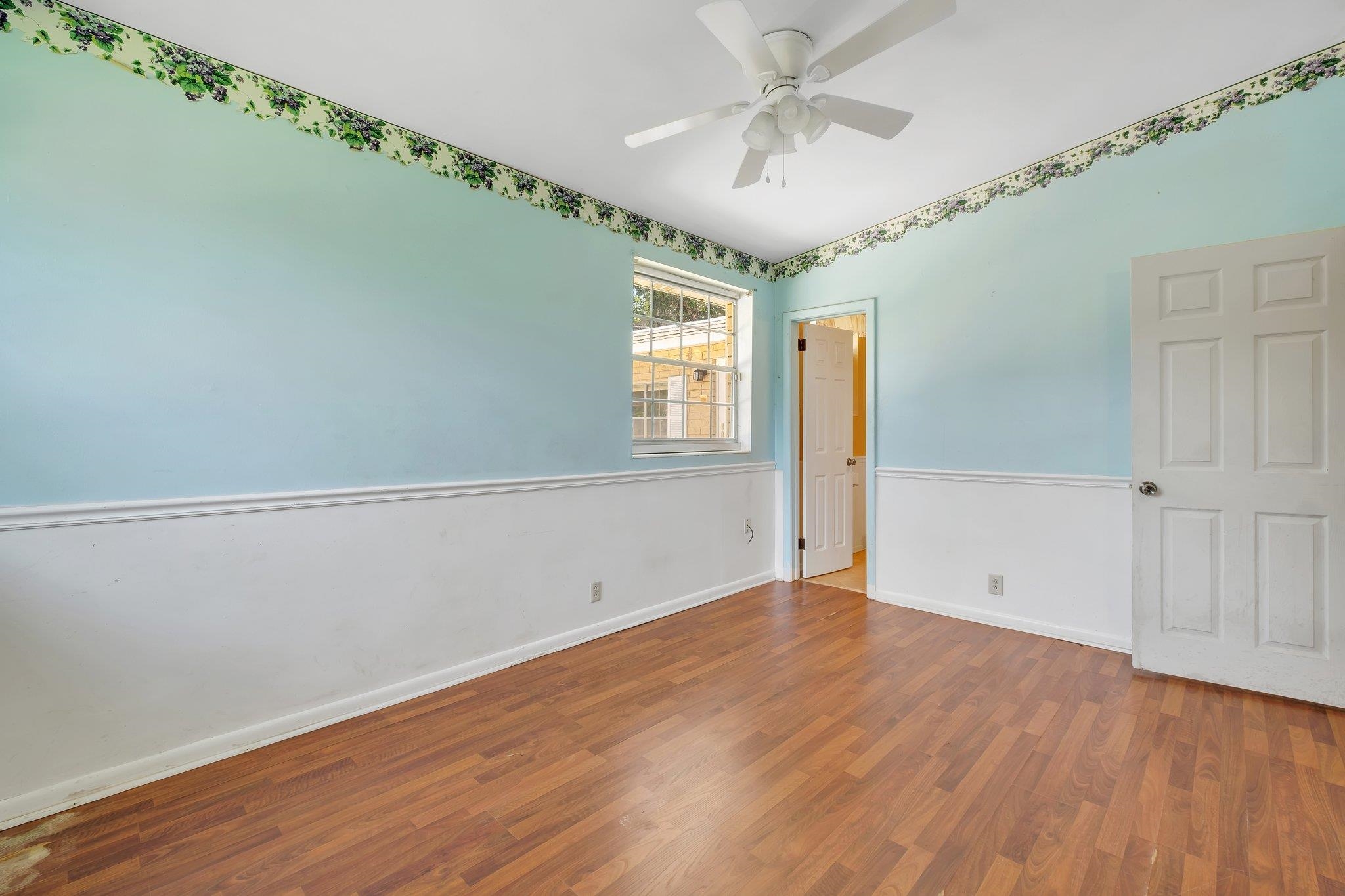 1112 Pinecrest Drive