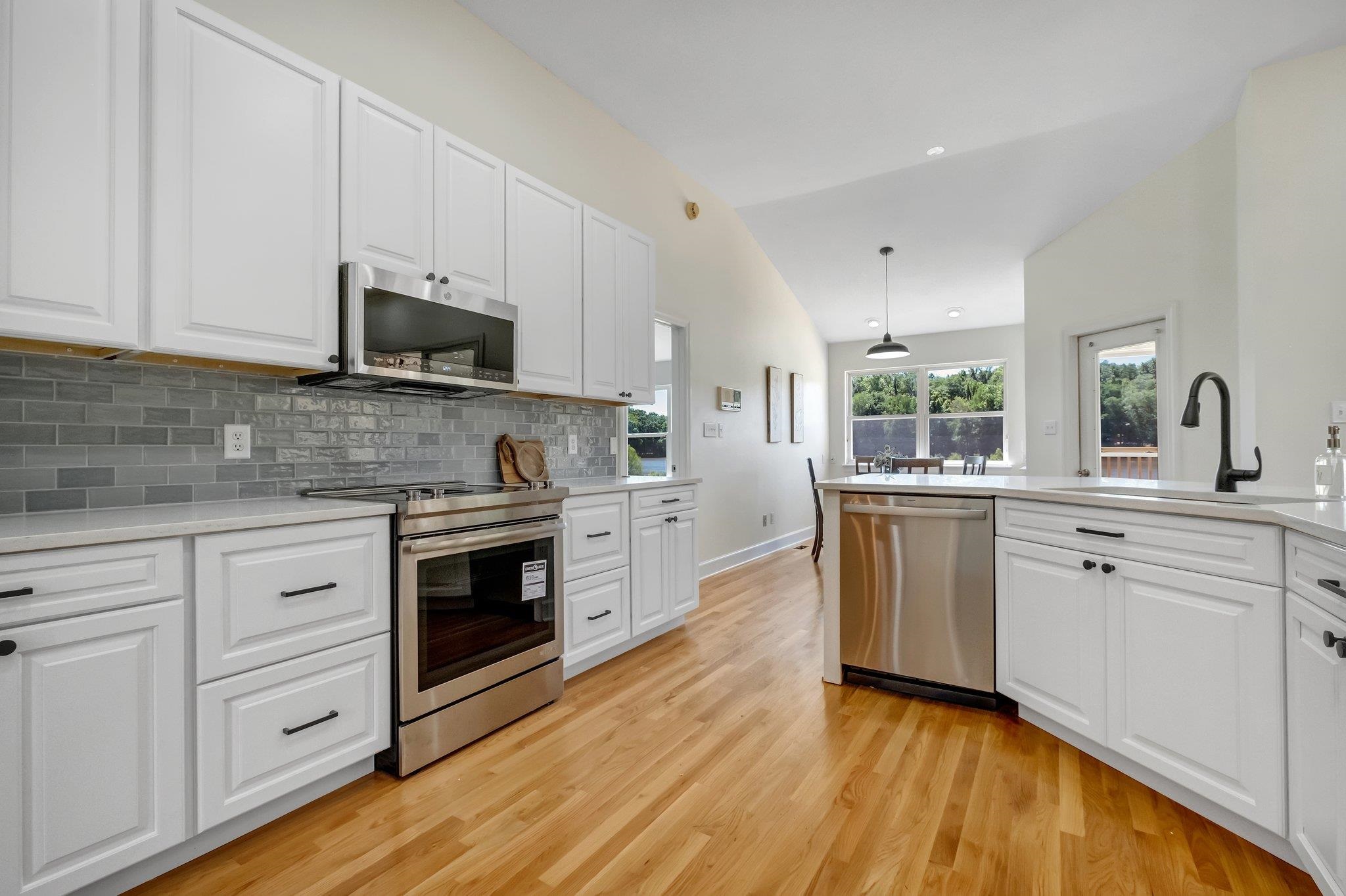 3540 Gardenview Way