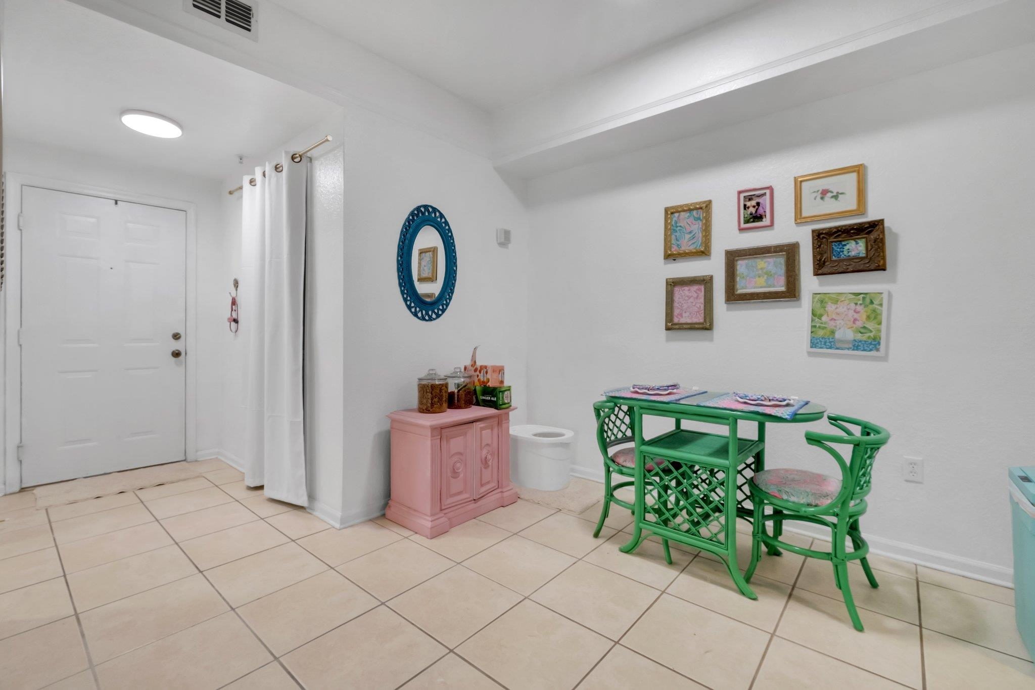 2801 Chancellorsville Drive Unit: 826