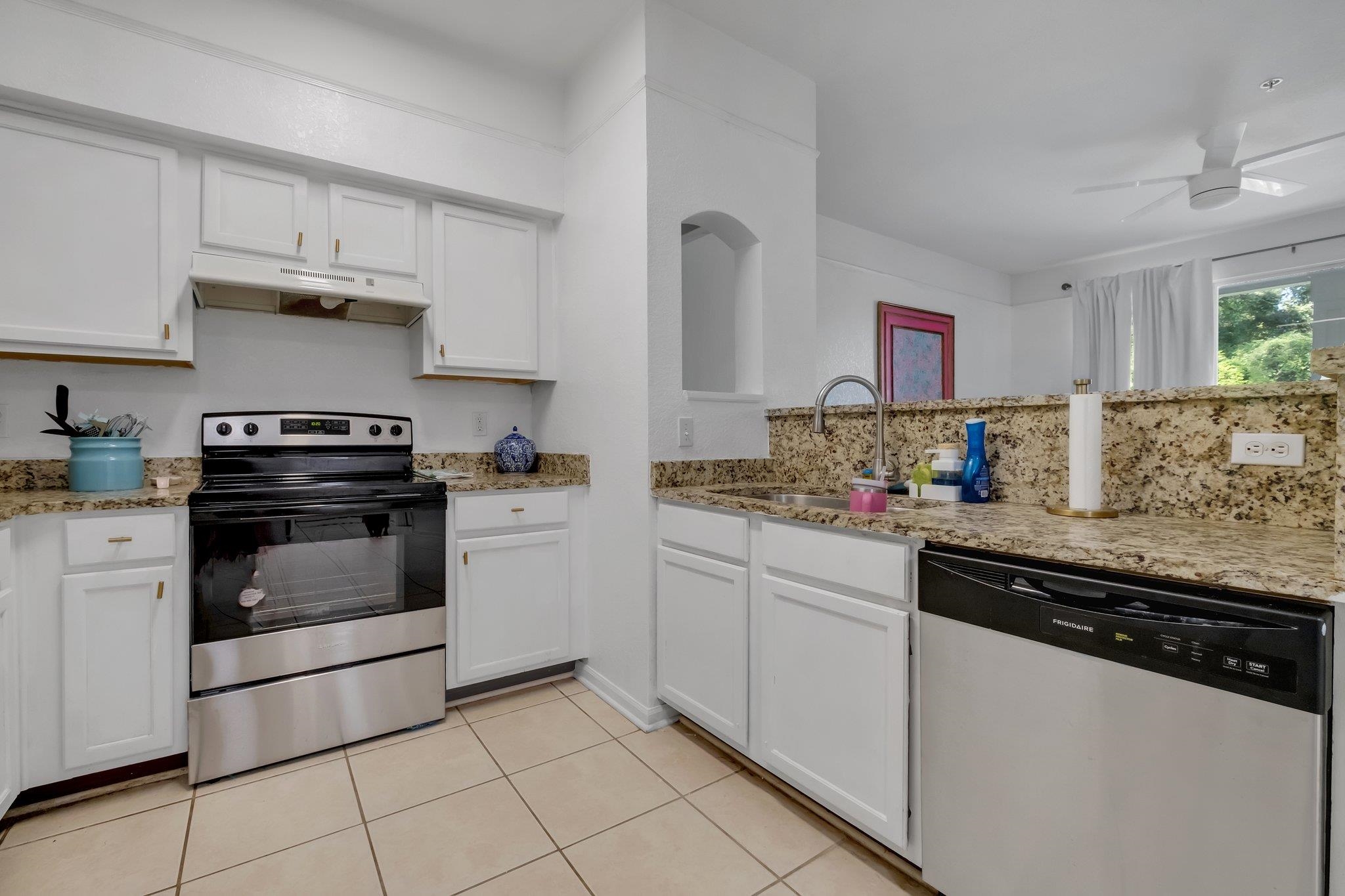 2801 Chancellorsville Drive Unit: 826