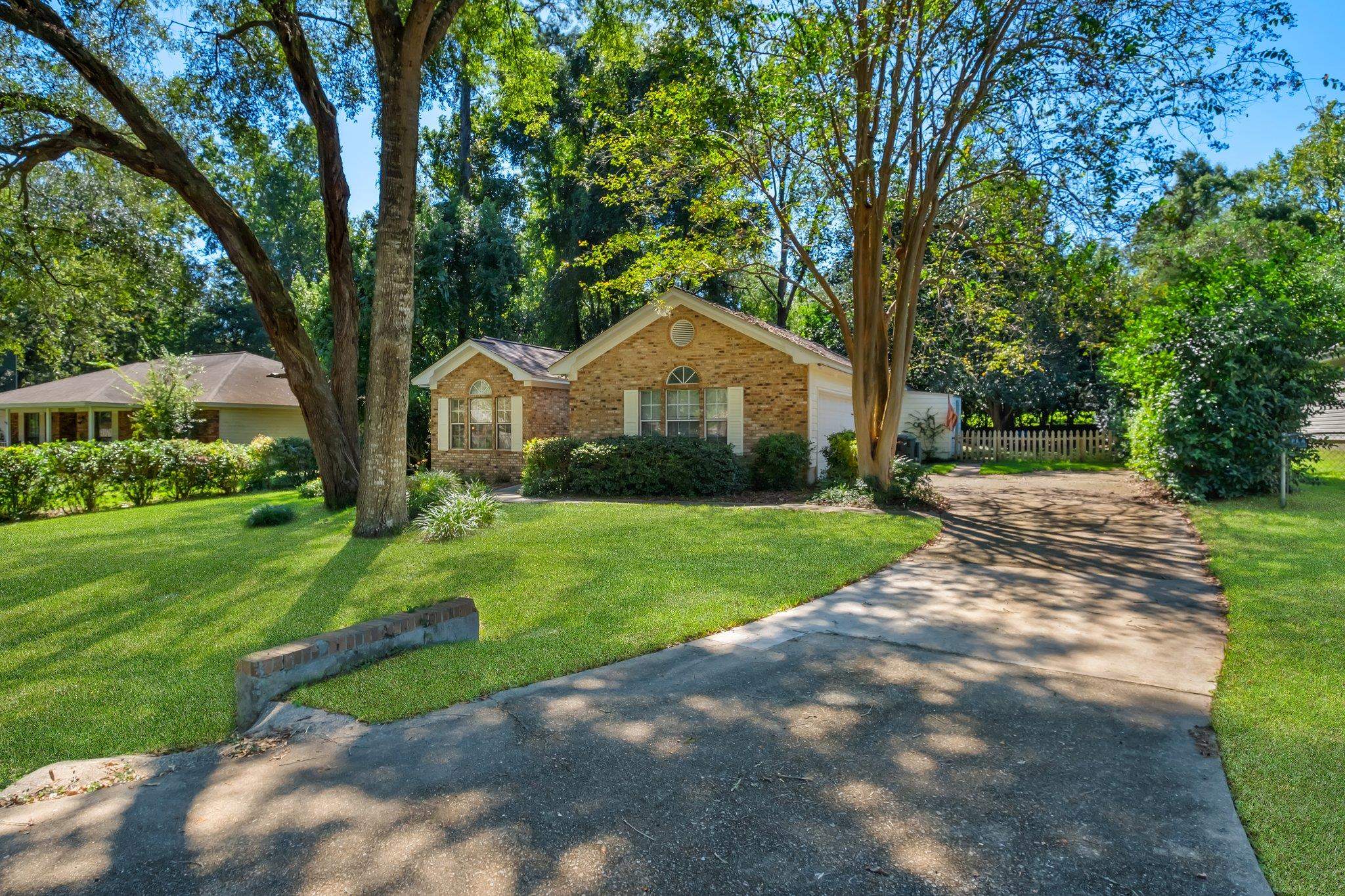 3146 W Fenwick Court